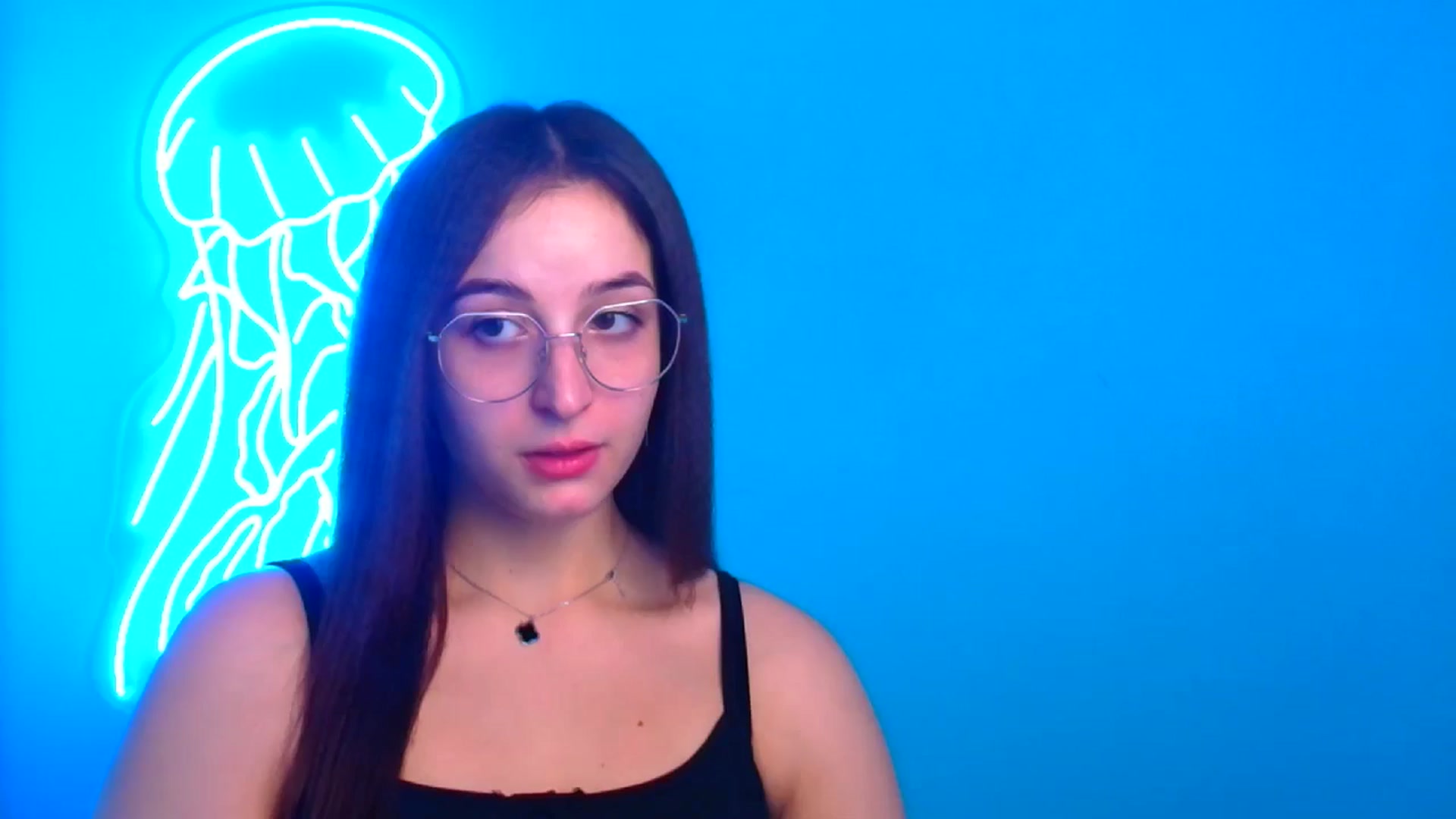 Gallery image thumbnail from Lilli_Fun's myfreecams stream on, 12/15/2024, 13:36 image 2 of 20