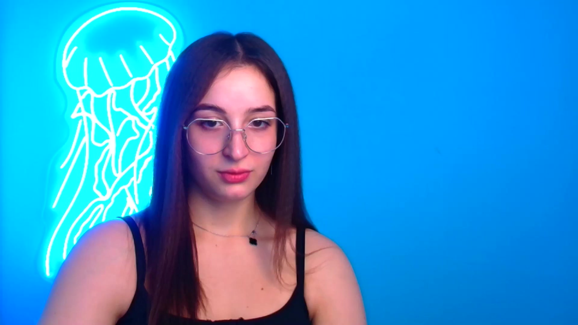 Gallery image thumbnail from Lilli_Fun's myfreecams stream on, 12/15/2024, 13:36 image 14 of 20