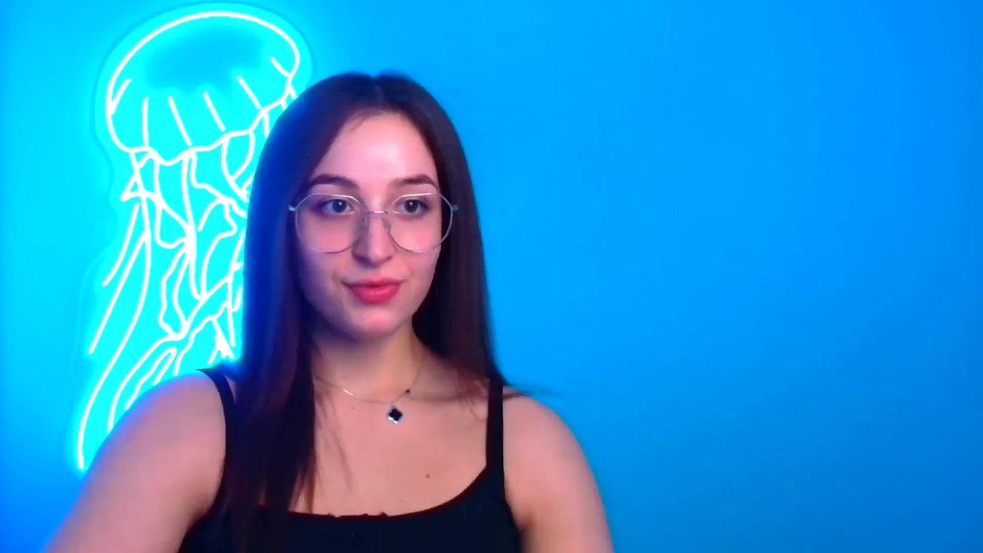 Gallery image thumbnail from Lilli_Fun's myfreecams stream on, 12/15/2024, 13:36 image 17 of 20
