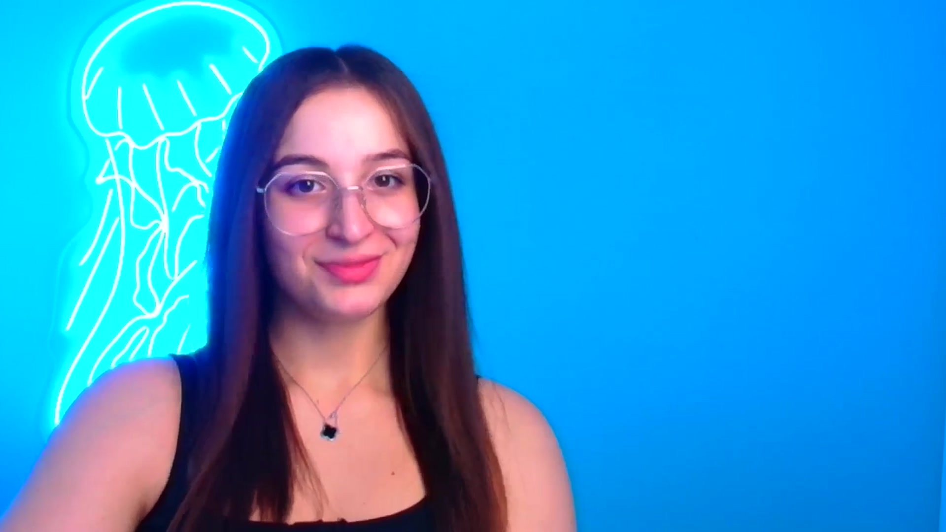 Gallery image thumbnail from Lilli_Fun's myfreecams stream on, 12/15/2024, 15:40 image 5 of 20
