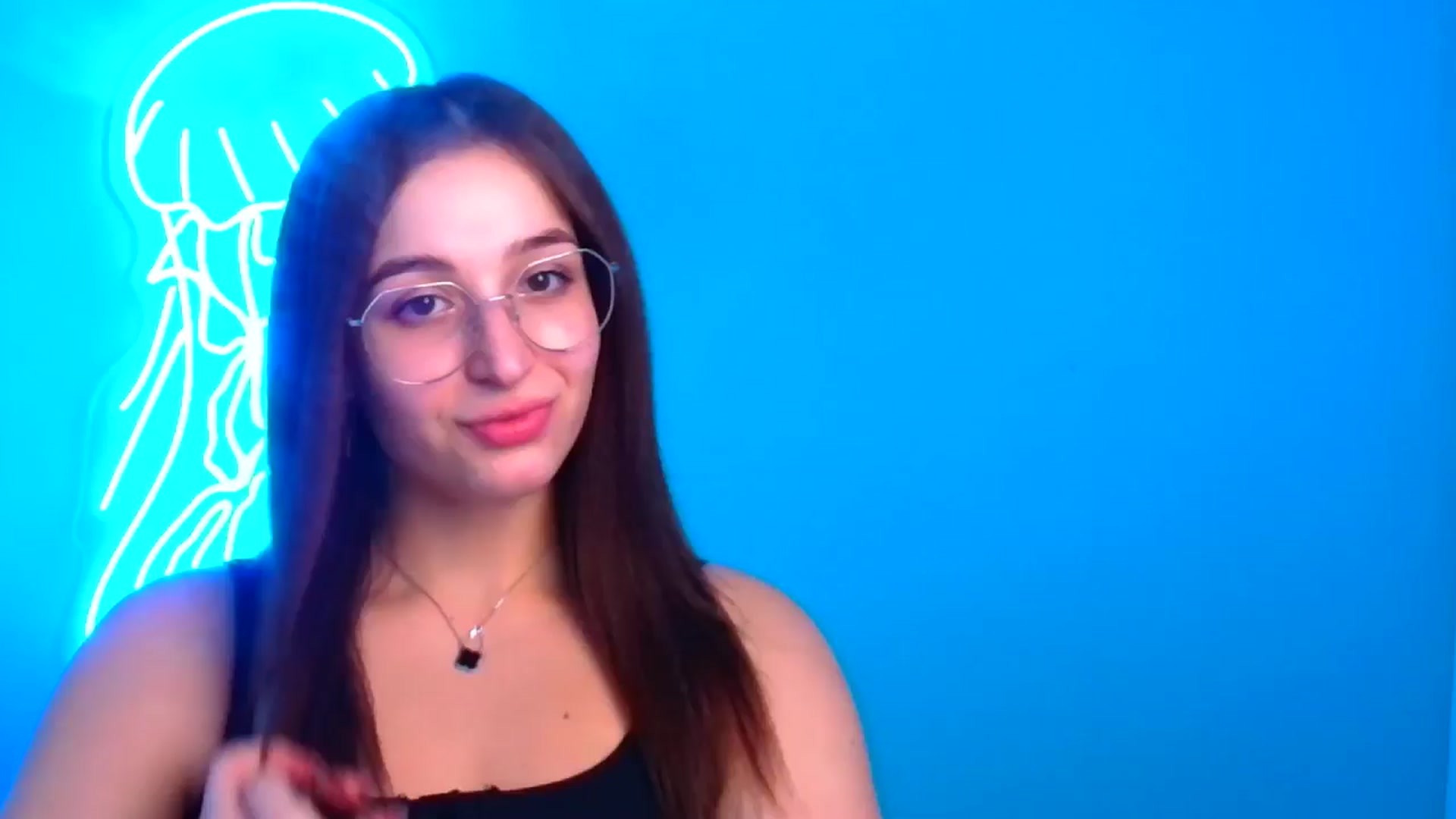 Gallery image thumbnail from Lilli_Fun's myfreecams stream on, 12/15/2024, 15:40 image 7 of 20