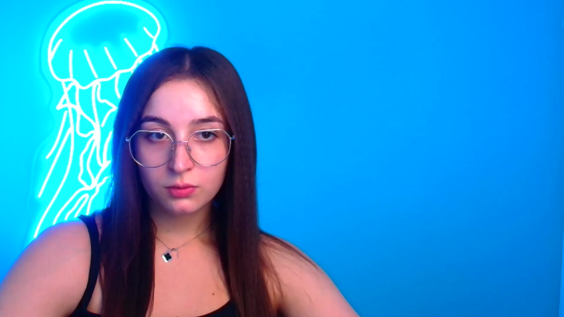 Gallery image thumbnail from Lilli_Fun's myfreecams stream on, 12/15/2024, 15:40 image 14 of 20