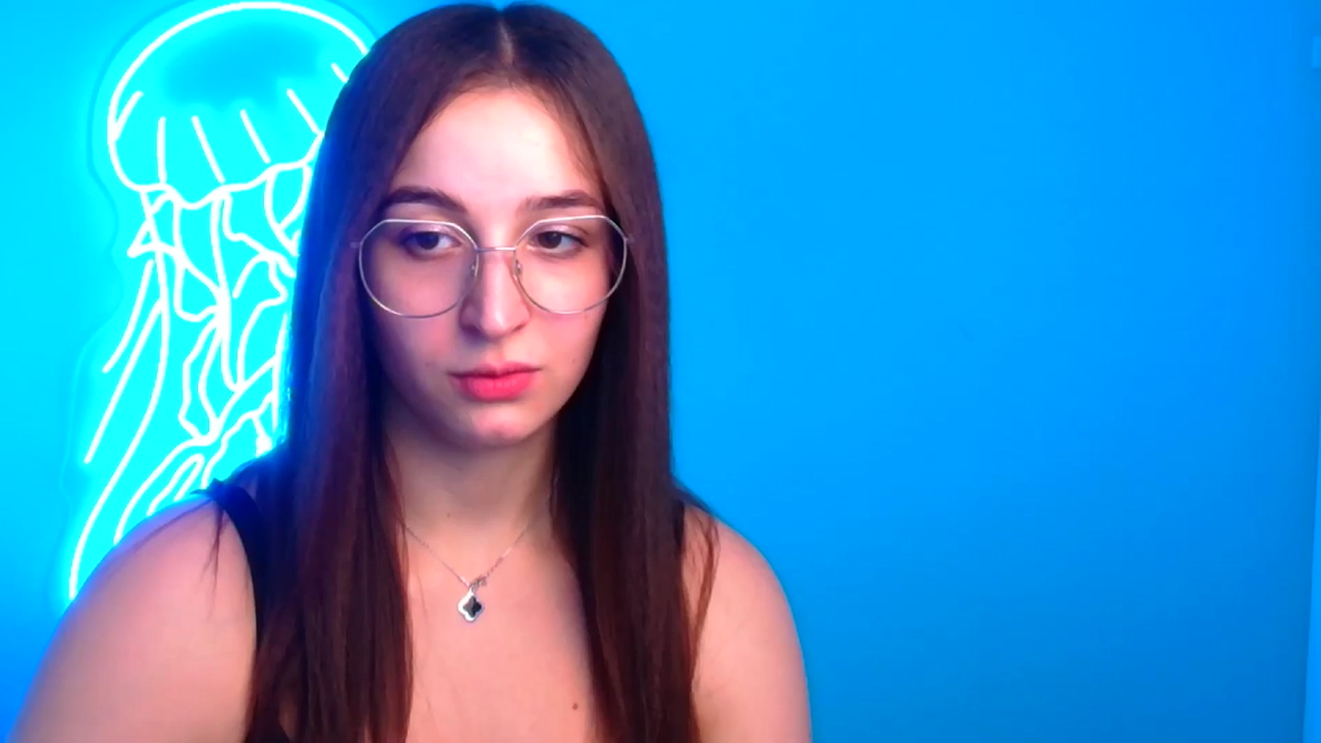 Gallery image thumbnail from Lilli_Fun's myfreecams stream on, 12/15/2024, 15:40 image 20 of 20