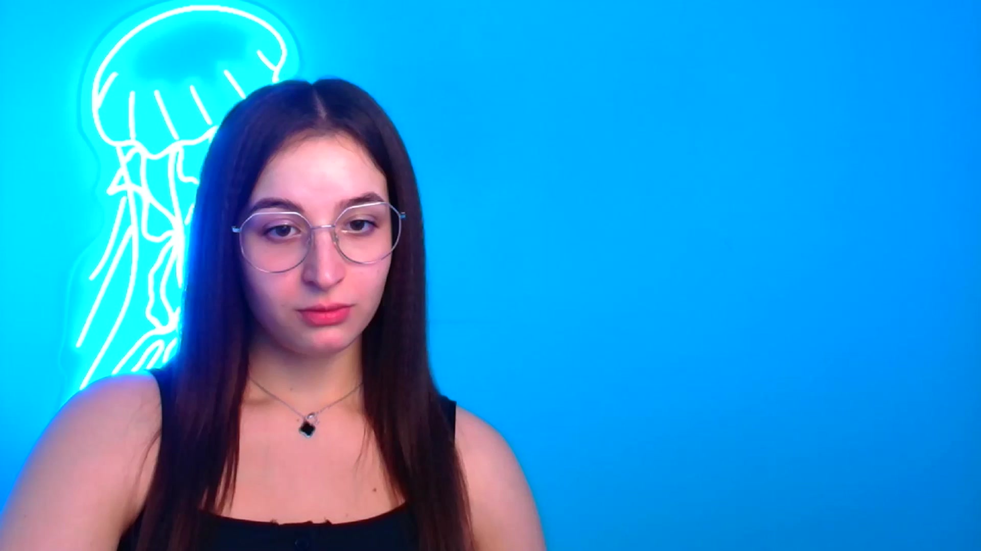 Gallery image thumbnail from Lilli_Fun's myfreecams stream on, 12/15/2024, 17:51 image 18 of 20