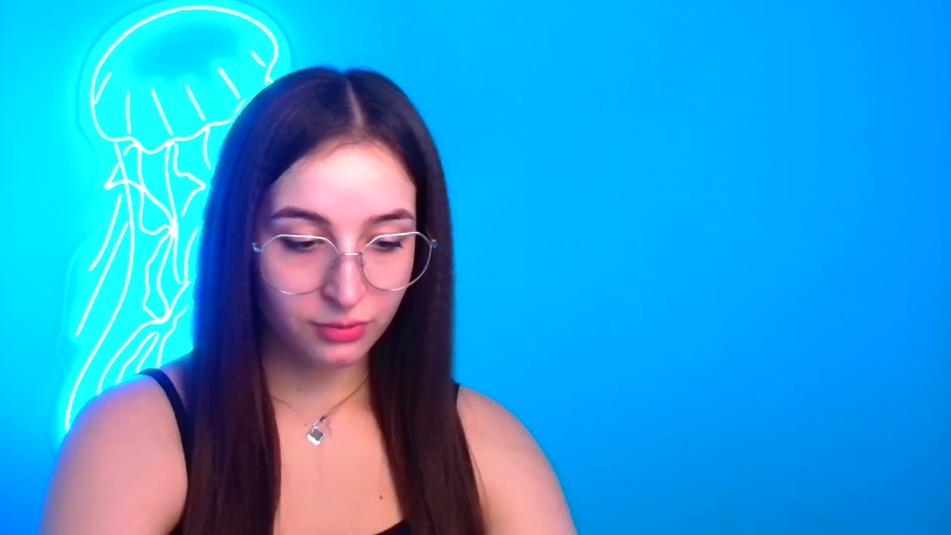 Gallery image thumbnail from Lilli_Fun's myfreecams stream on, 12/15/2024, 17:51 image 2 of 20