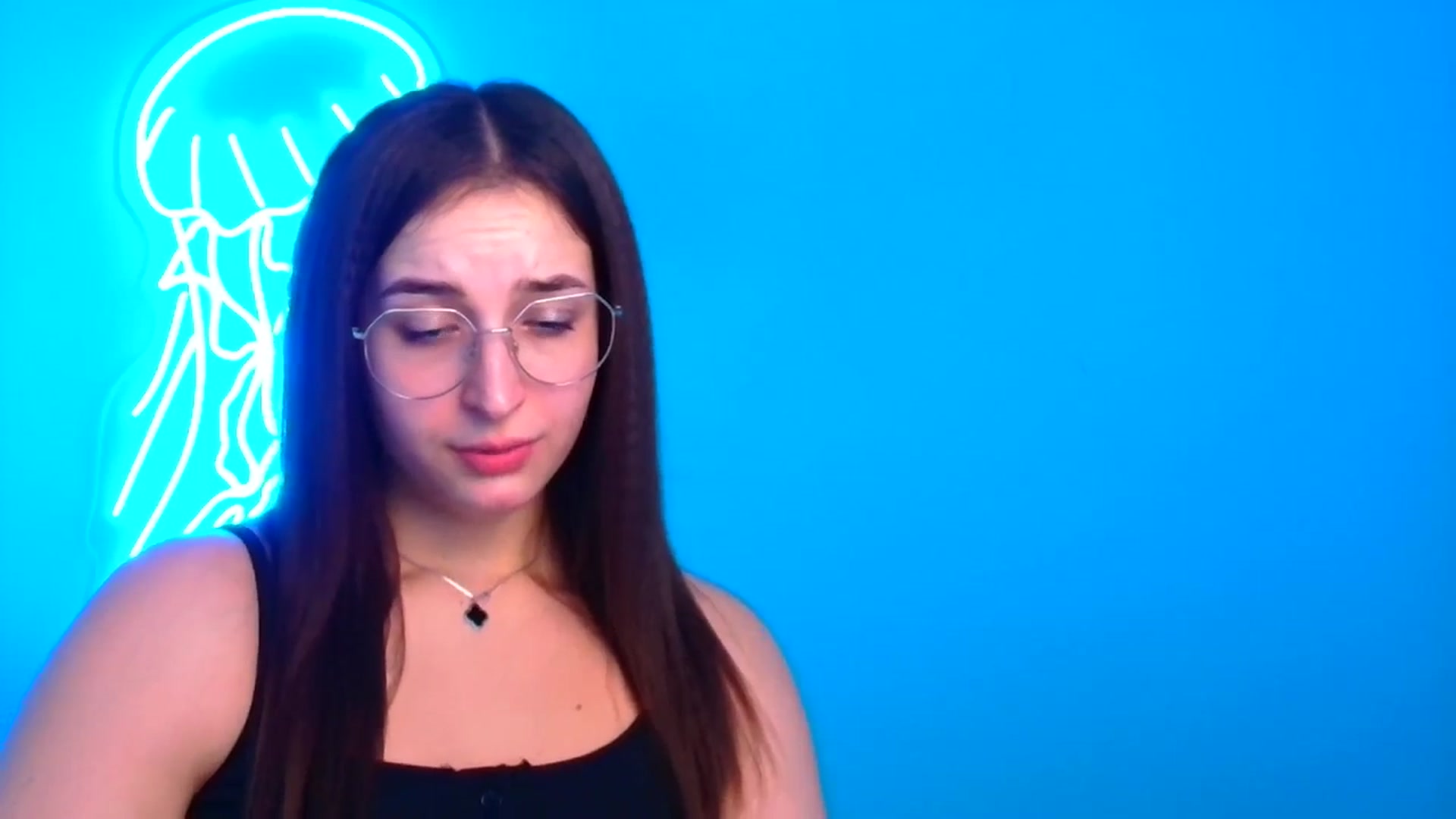 Gallery image thumbnail from Lilli_Fun's myfreecams stream on, 12/15/2024, 17:51 image 16 of 20