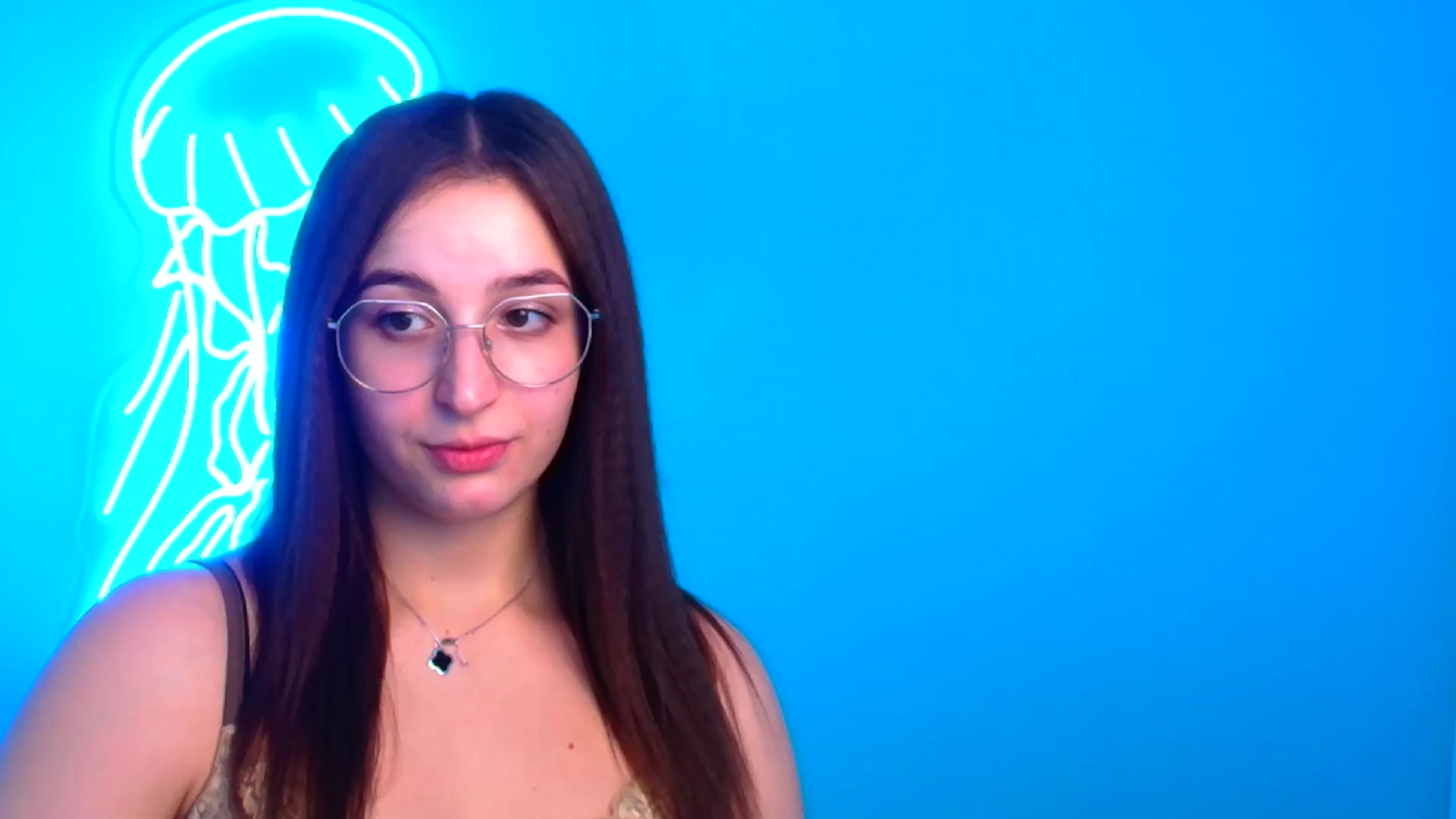 Gallery image thumbnail from Lilli_Fun's myfreecams stream on, 12/15/2024, 20:37 image 14 of 20