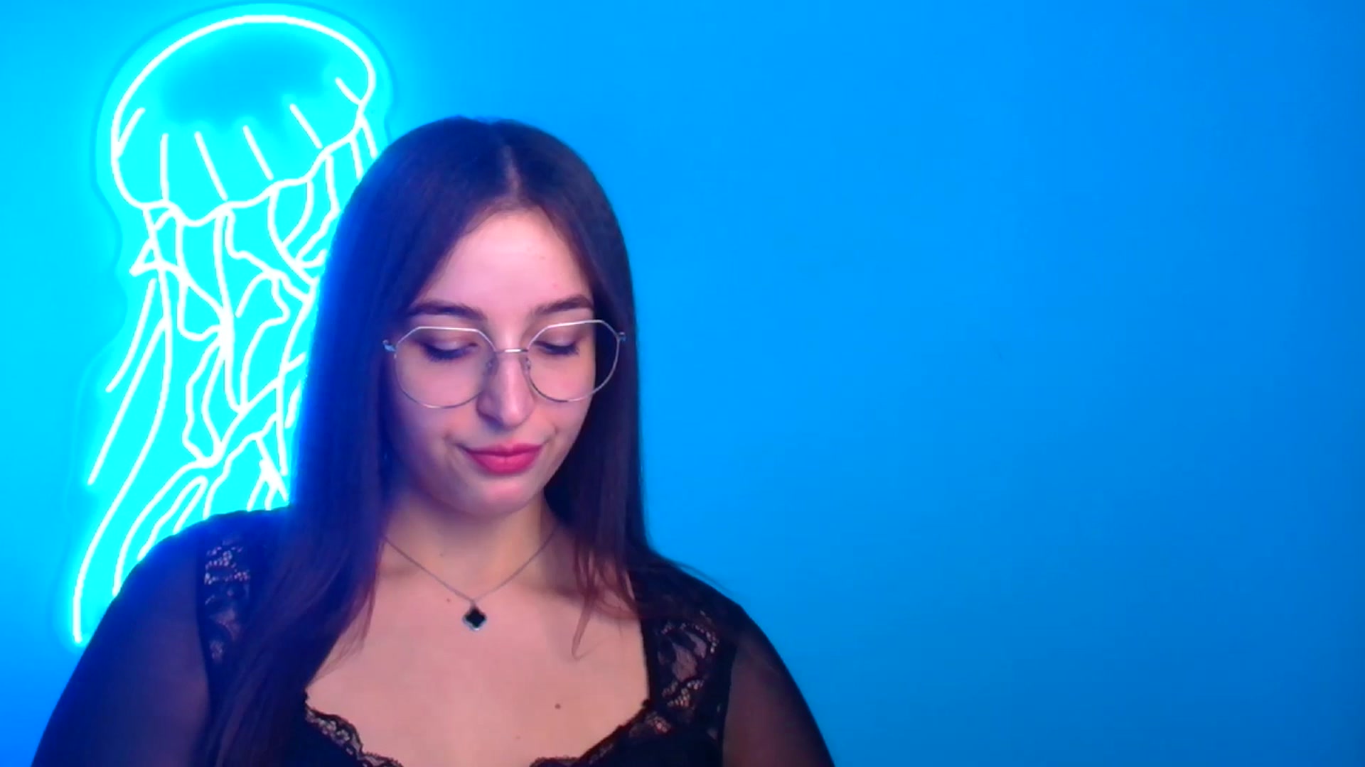 Gallery image thumbnail from Lilli_Fun's myfreecams stream on, 12/16/2024, 14:03 image 19 of 20