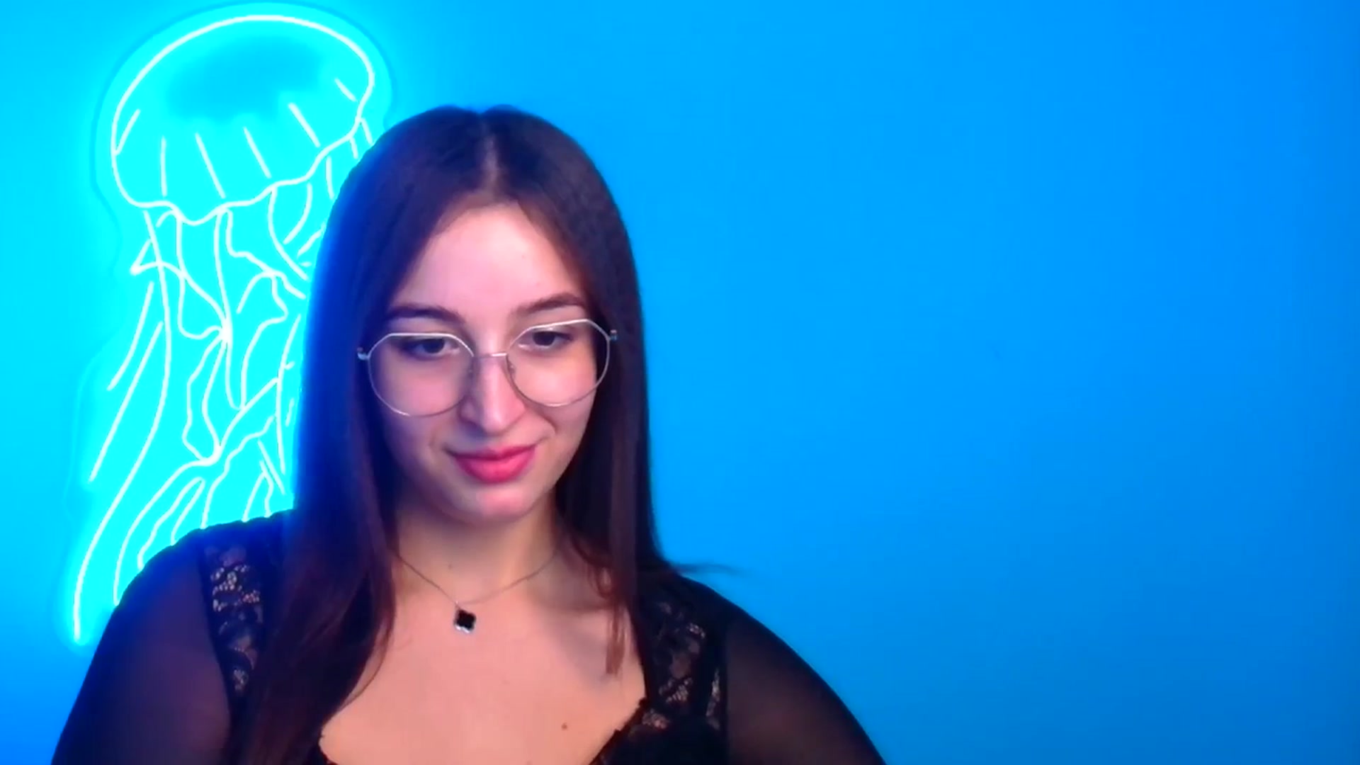Gallery image thumbnail from Lilli_Fun's myfreecams stream on, 12/16/2024, 14:03 image 16 of 20