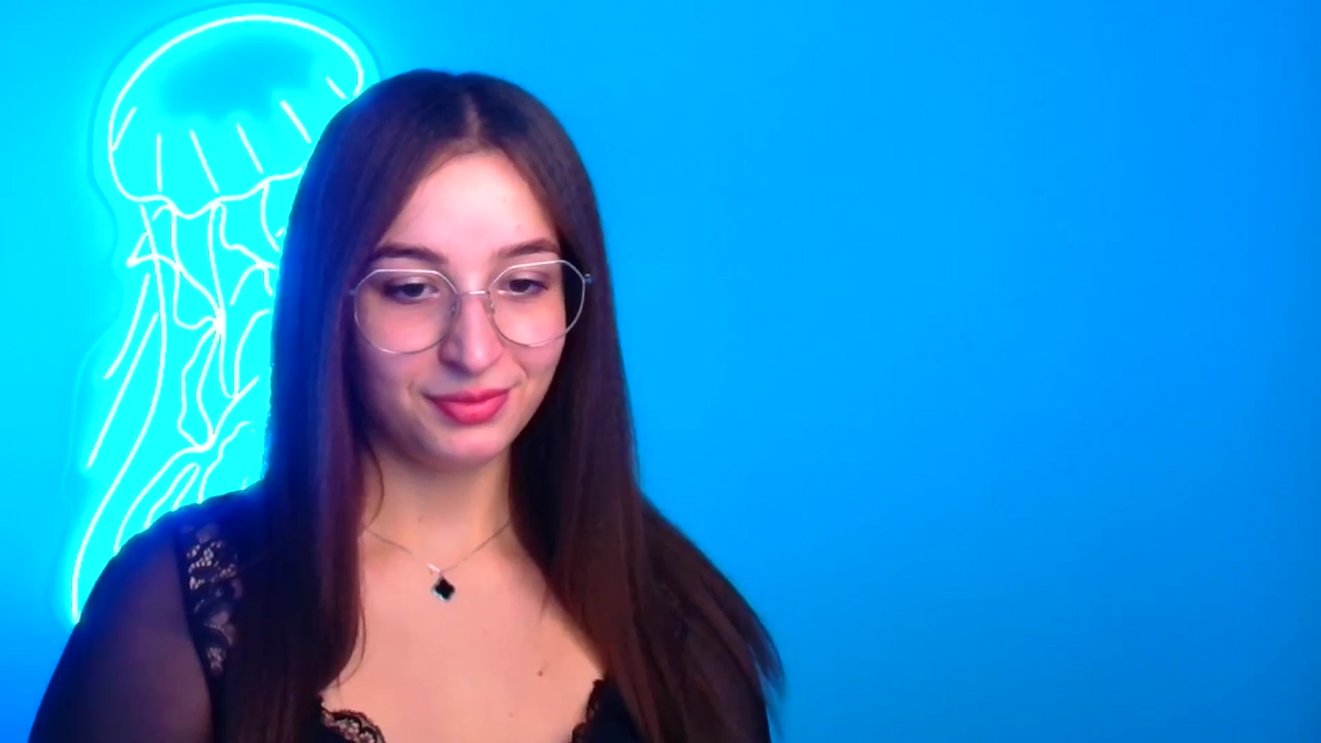 Gallery image thumbnail from Lilli_Fun's myfreecams stream on, 12/16/2024, 14:03 image 4 of 20
