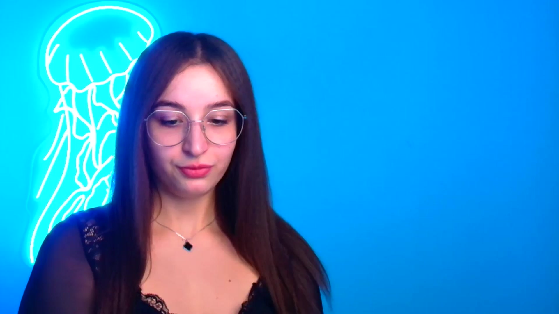 Gallery image thumbnail from Lilli_Fun's myfreecams stream on, 12/16/2024, 14:03 image 3 of 20