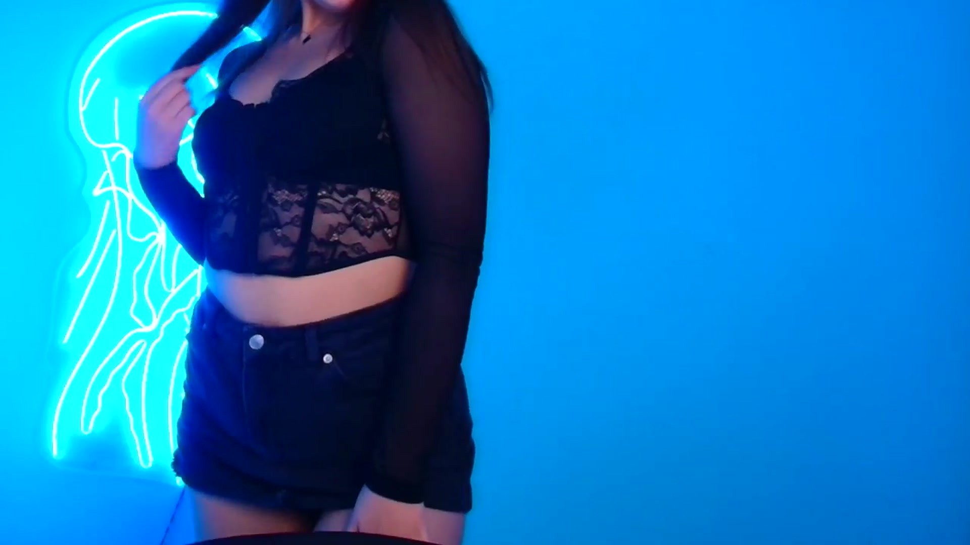 Gallery image thumbnail from Lilli_Fun's myfreecams stream on, 12/16/2024, 15:02 image 2 of 20