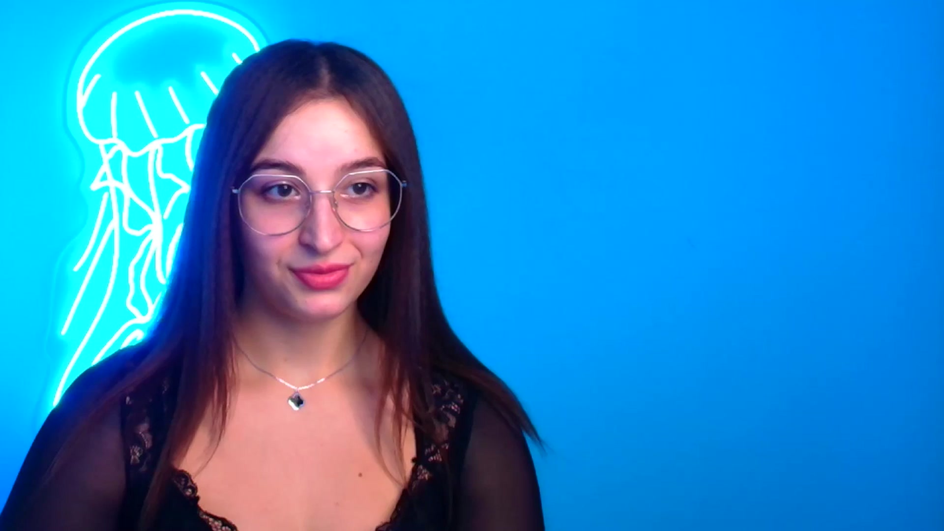 Gallery image thumbnail from Lilli_Fun's myfreecams stream on, 12/16/2024, 15:02 image 16 of 20