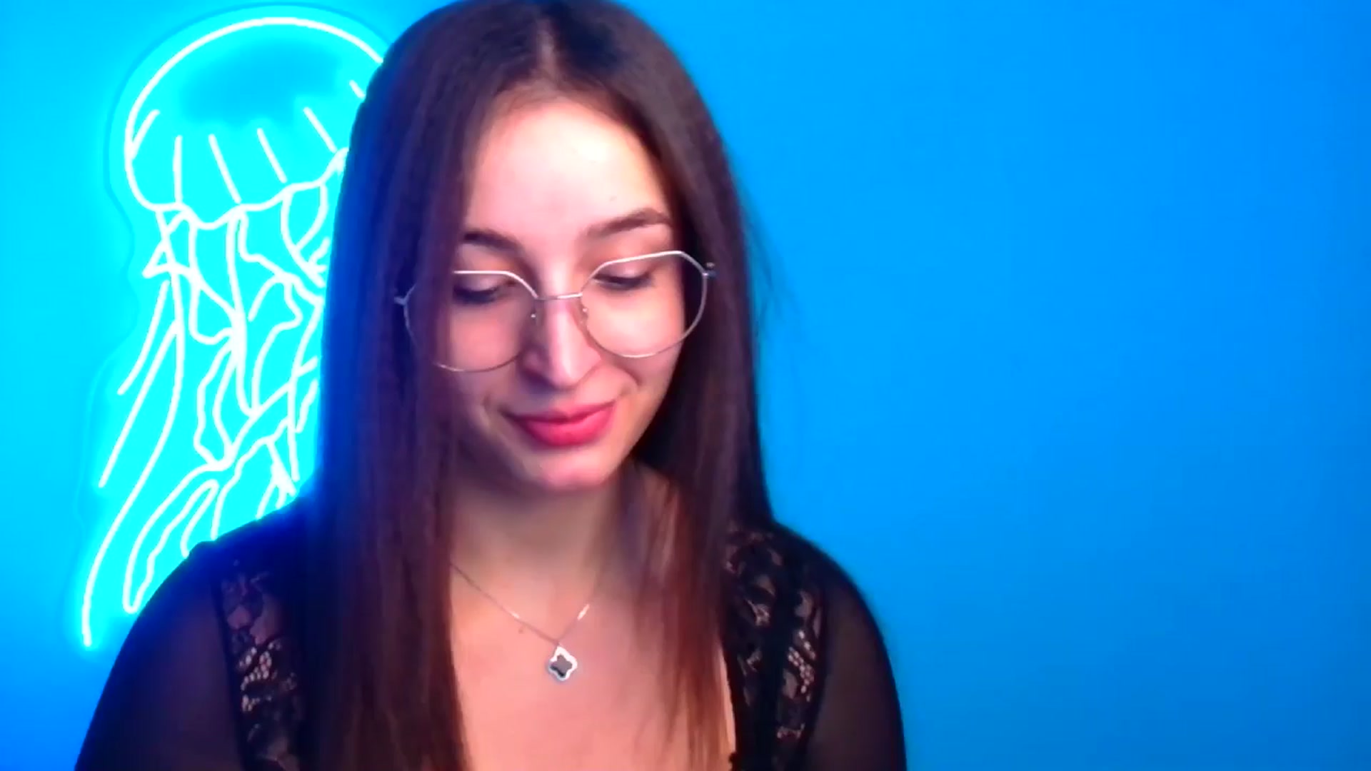 Gallery image thumbnail from Lilli_Fun's myfreecams stream on, 12/16/2024, 17:51 image 1 of 20