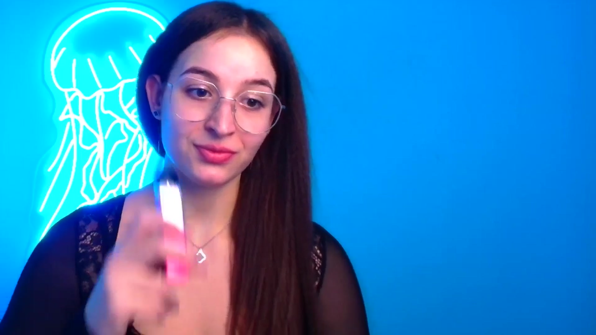 Gallery image thumbnail from Lilli_Fun's myfreecams stream on, 12/16/2024, 17:51 image 2 of 20