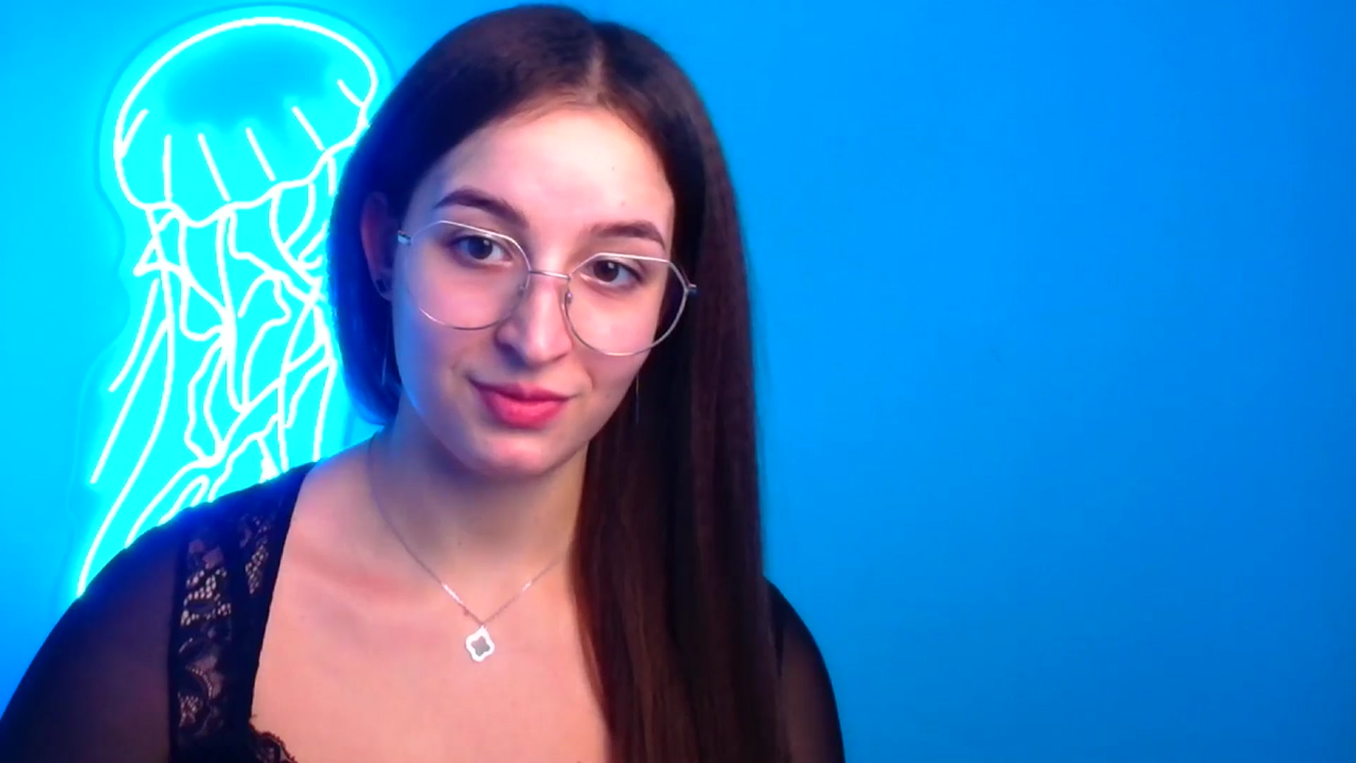 Gallery image thumbnail from Lilli_Fun's myfreecams stream on, 12/16/2024, 17:51 image 16 of 20
