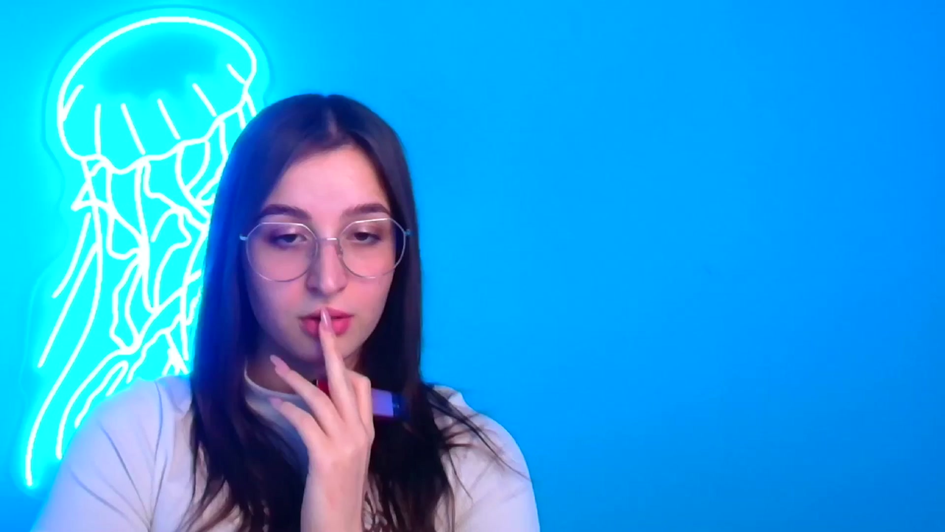 Gallery image thumbnail from Lilli_Fun's myfreecams stream on, 12/21/2024, 11:43 image 16 of 20