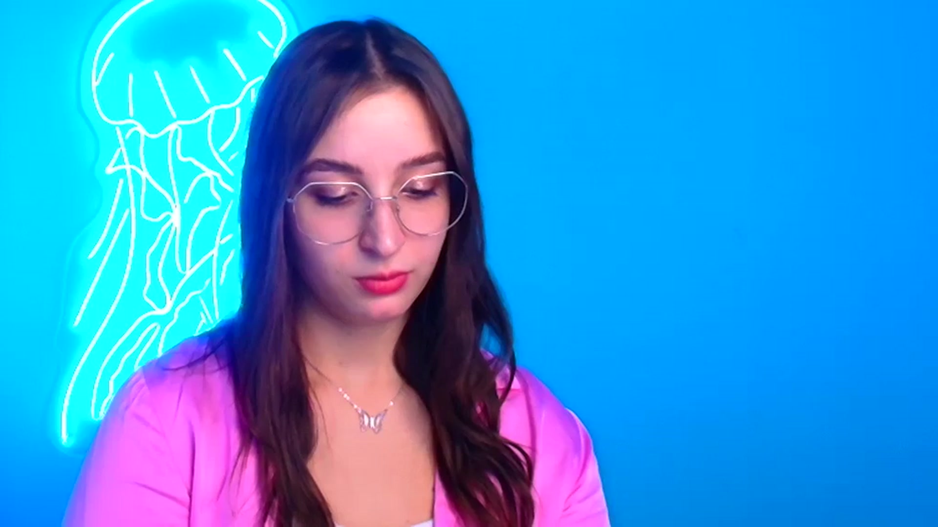 Gallery image thumbnail from Lilli_Fun's myfreecams stream on, 12/22/2024, 13:36 image 10 of 20