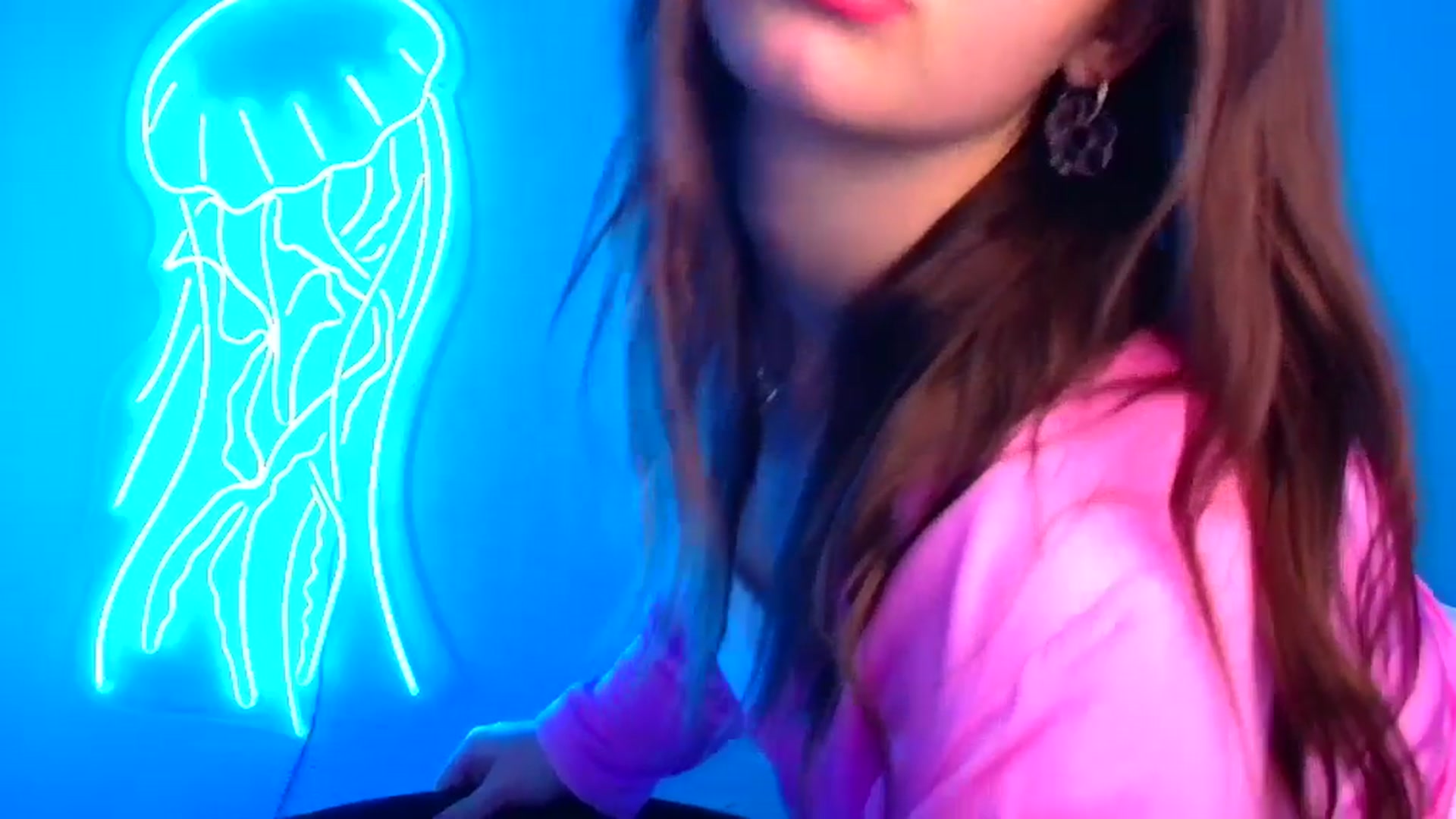 Gallery image thumbnail from Lilli_Fun's myfreecams stream on, 12/22/2024, 13:36 image 11 of 20