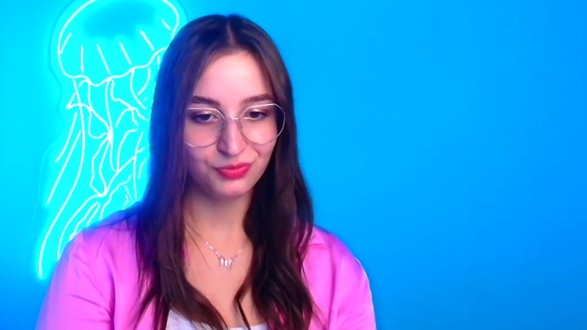 Gallery image thumbnail from Lilli_Fun's myfreecams stream on, 12/22/2024, 13:36 image 9 of 20
