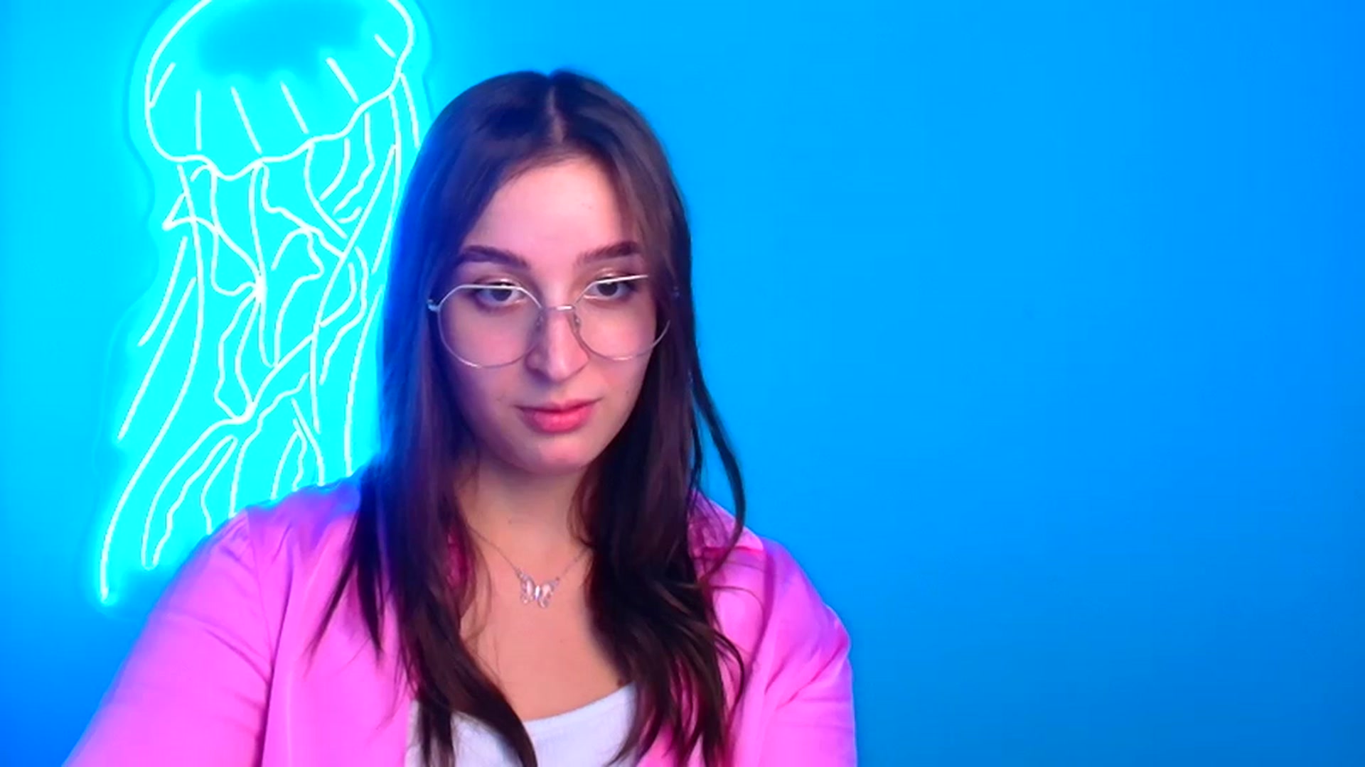 Gallery image thumbnail from Lilli_Fun's myfreecams stream on, 12/22/2024, 19:11 image 19 of 20