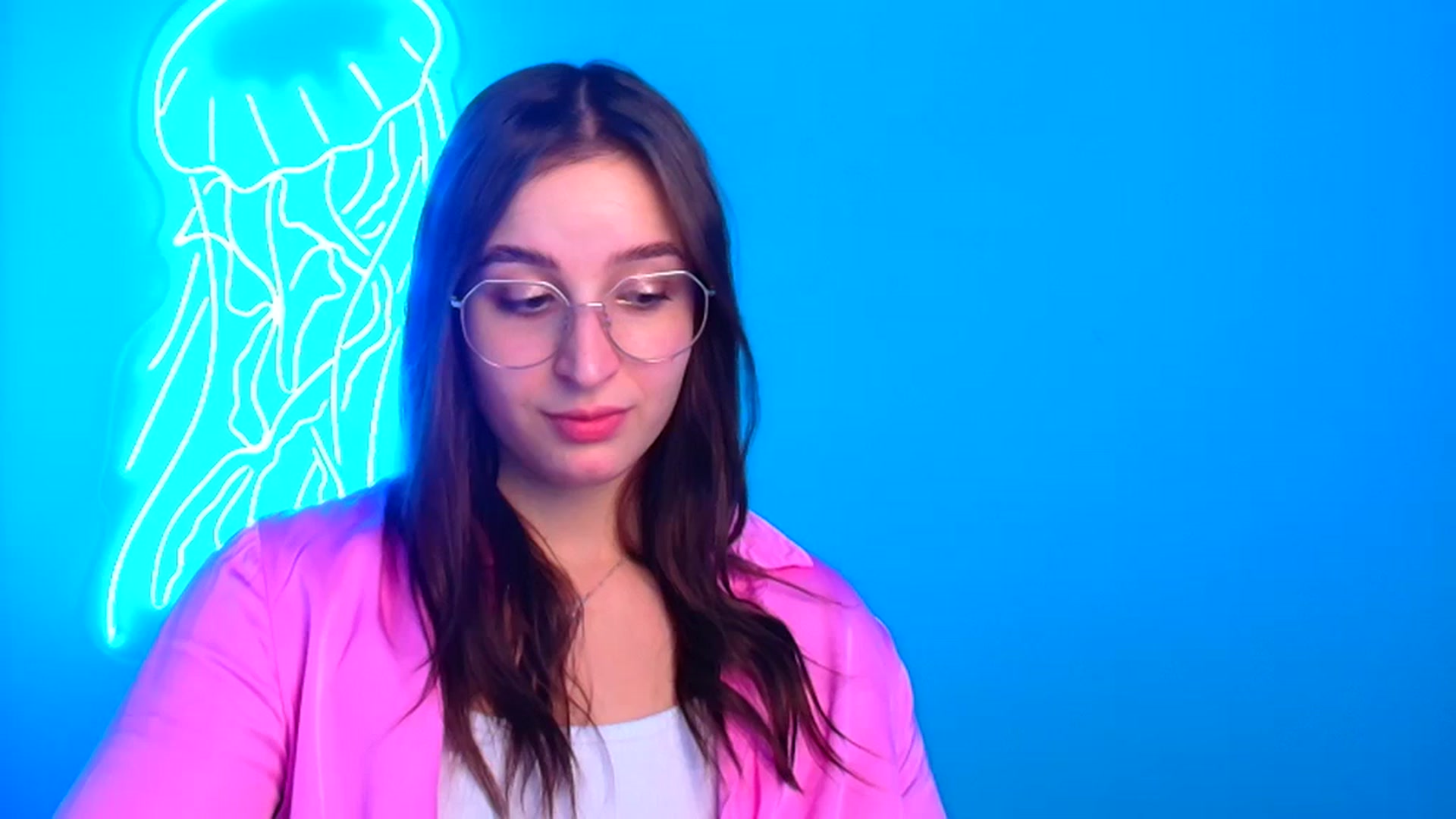 Gallery image thumbnail from Lilli_Fun's myfreecams stream on, 12/22/2024, 19:11 image 1 of 20