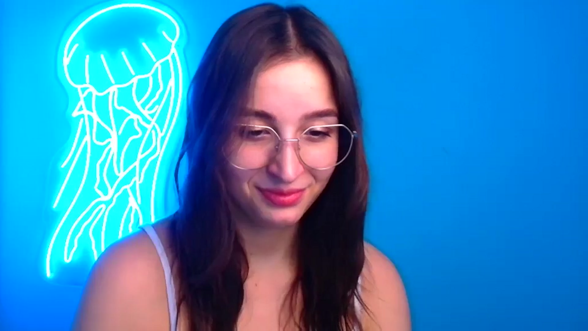 Gallery image thumbnail from Lilli_Fun's myfreecams stream on, 12/23/2024, 08:36 image 8 of 20