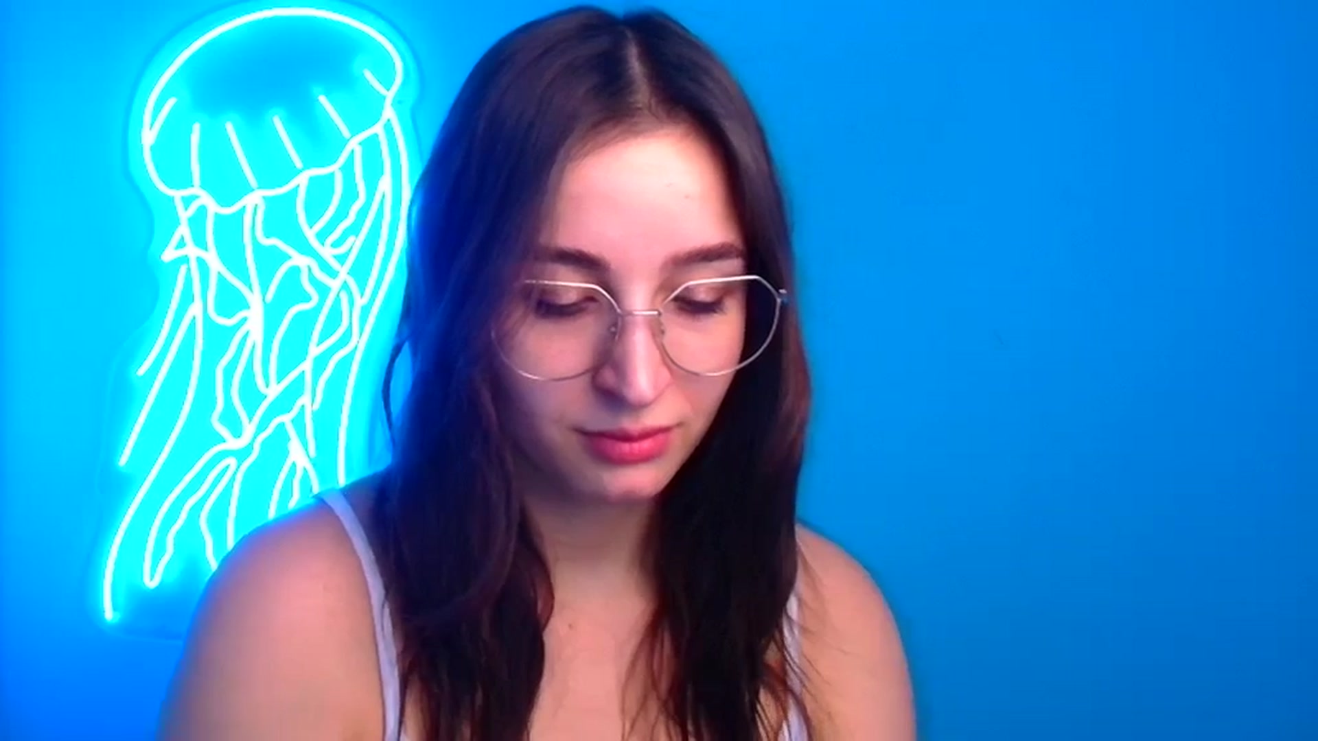 Gallery image thumbnail from Lilli_Fun's myfreecams stream on, 12/23/2024, 08:36 image 7 of 20