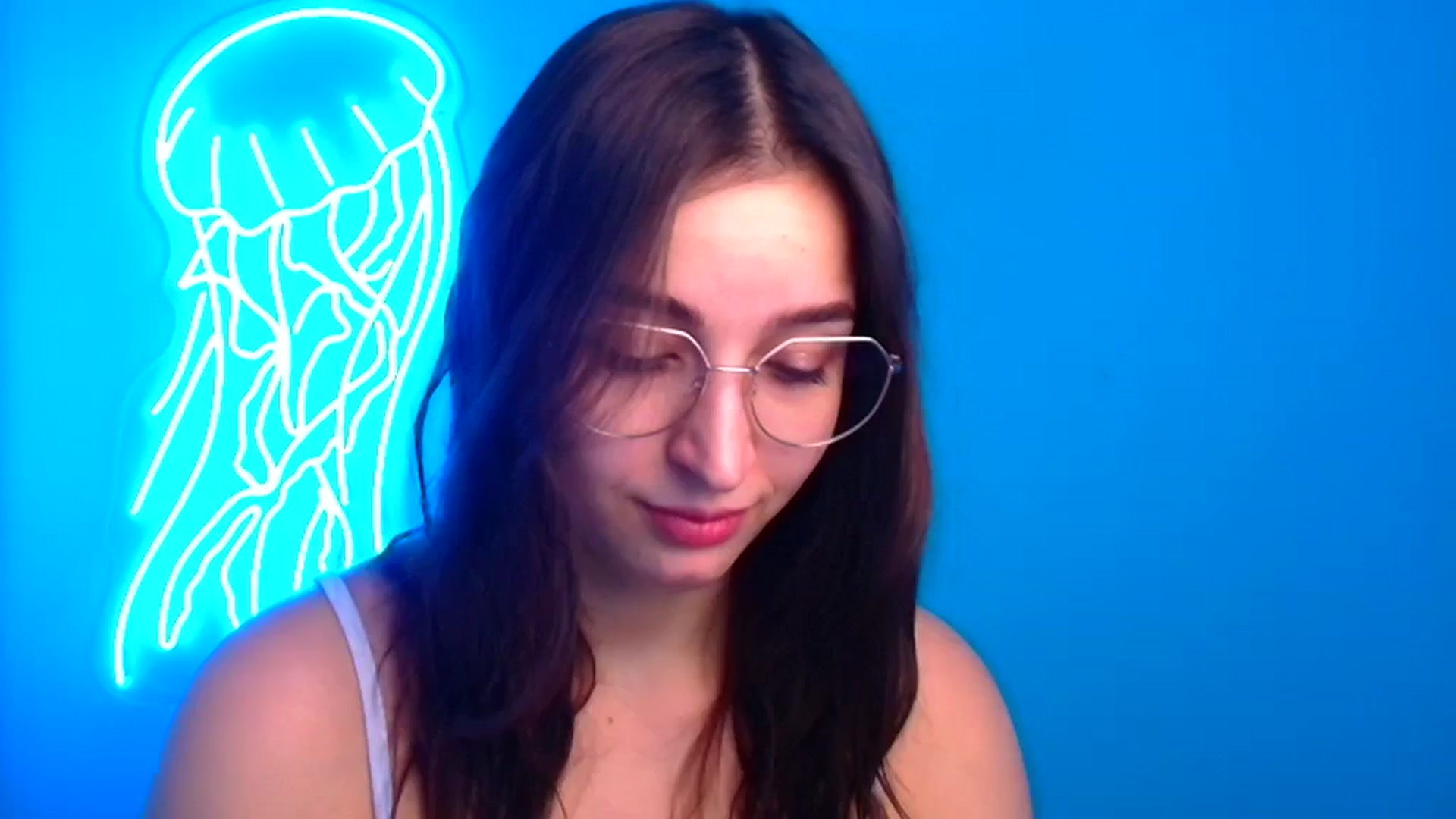 Gallery image thumbnail from Lilli_Fun's myfreecams stream on, 12/23/2024, 08:36 image 19 of 20