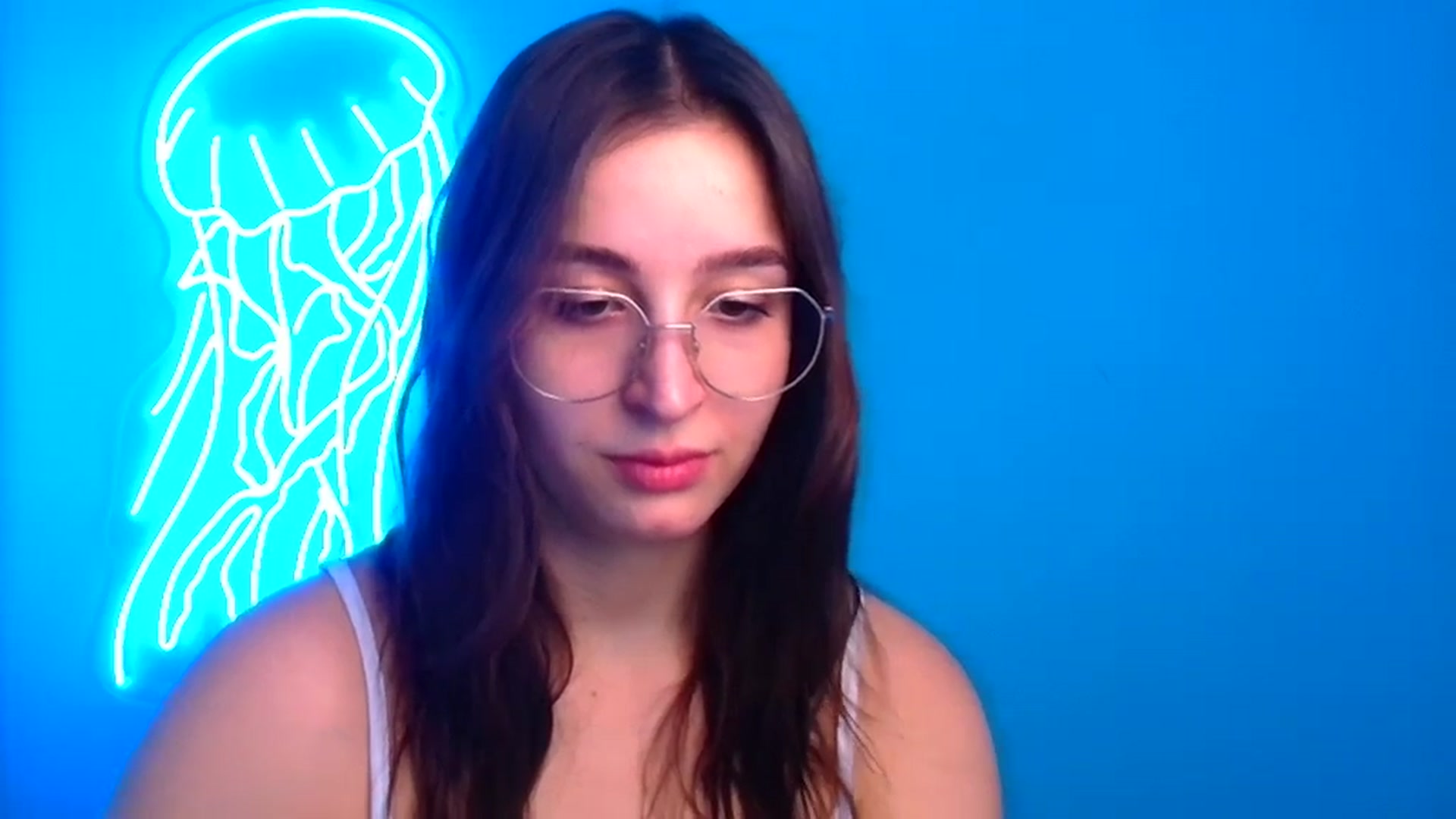 Gallery image thumbnail from Lilli_Fun's myfreecams stream on, 12/23/2024, 08:36 image 12 of 20