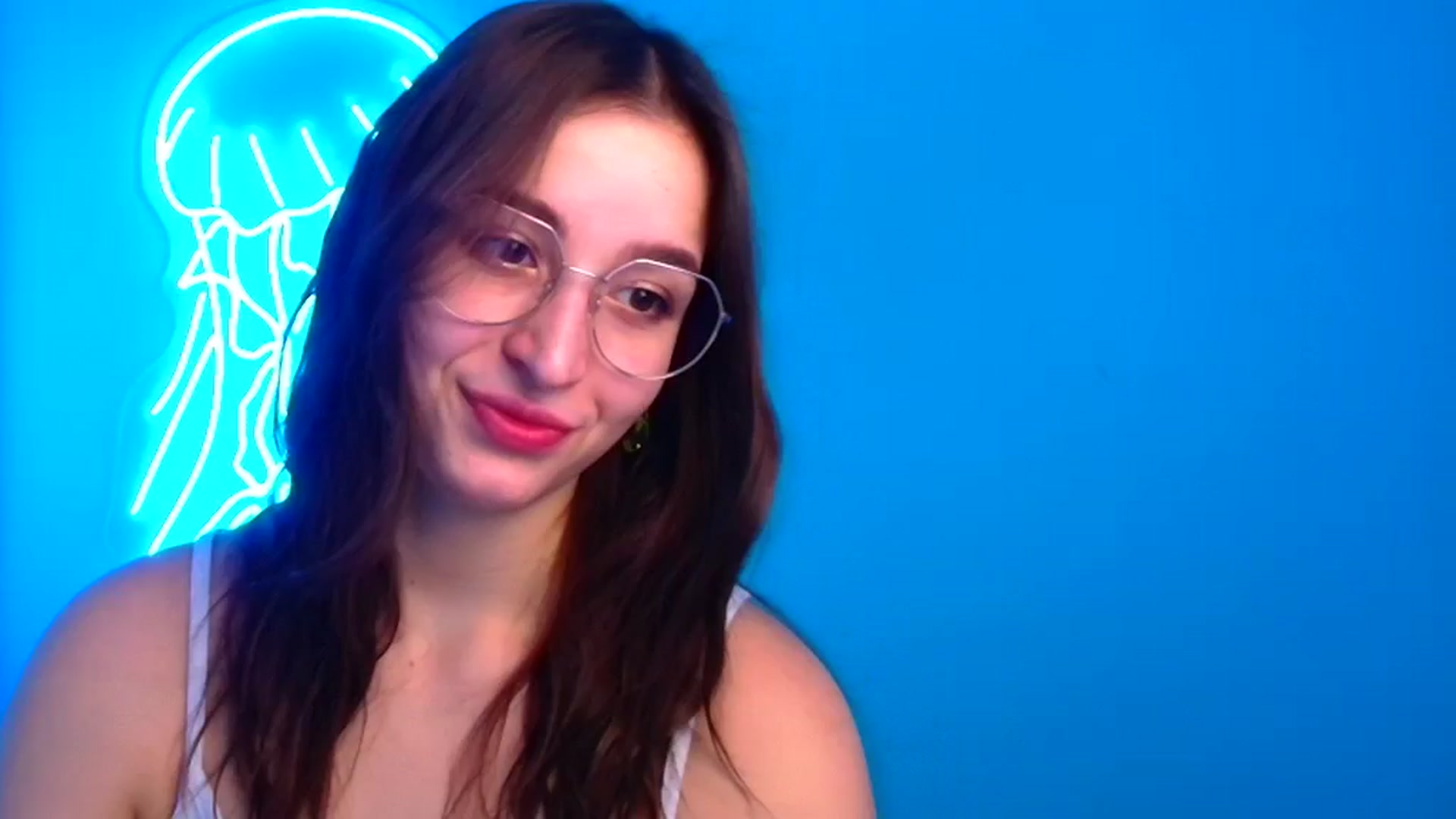 Gallery image thumbnail from Lilli_Fun's myfreecams stream on, 12/23/2024, 08:36 image 17 of 20