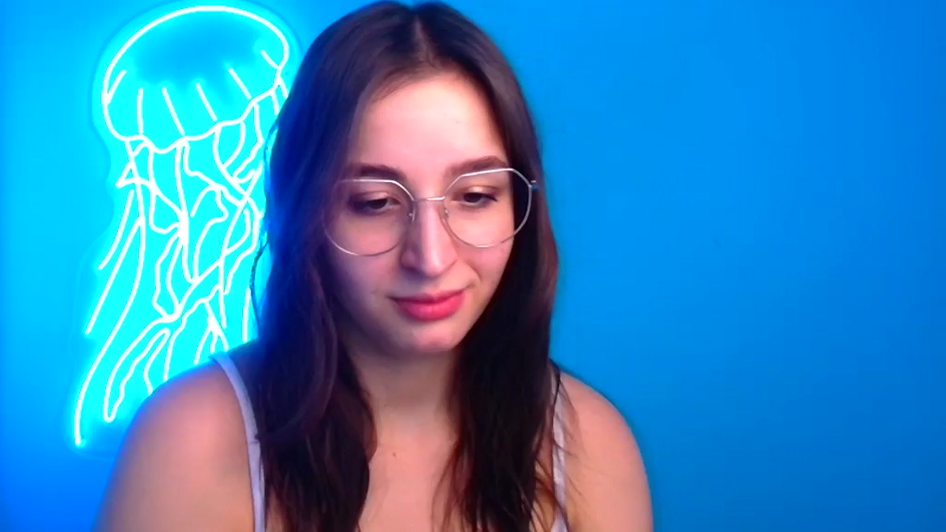 Gallery image thumbnail from Lilli_Fun's myfreecams stream on, 12/23/2024, 08:36 image 1 of 20