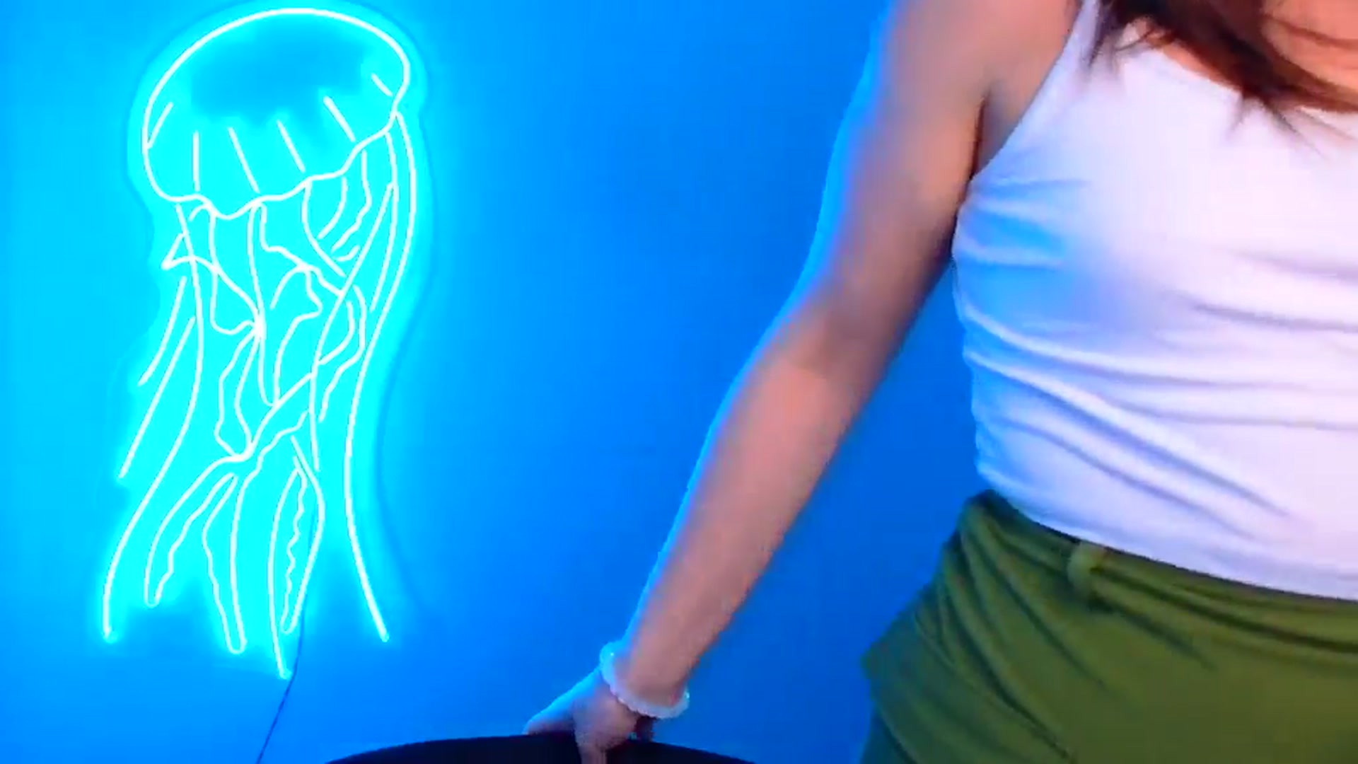 Gallery image thumbnail from Lilli_Fun's myfreecams stream on, 12/23/2024, 09:55 image 16 of 20