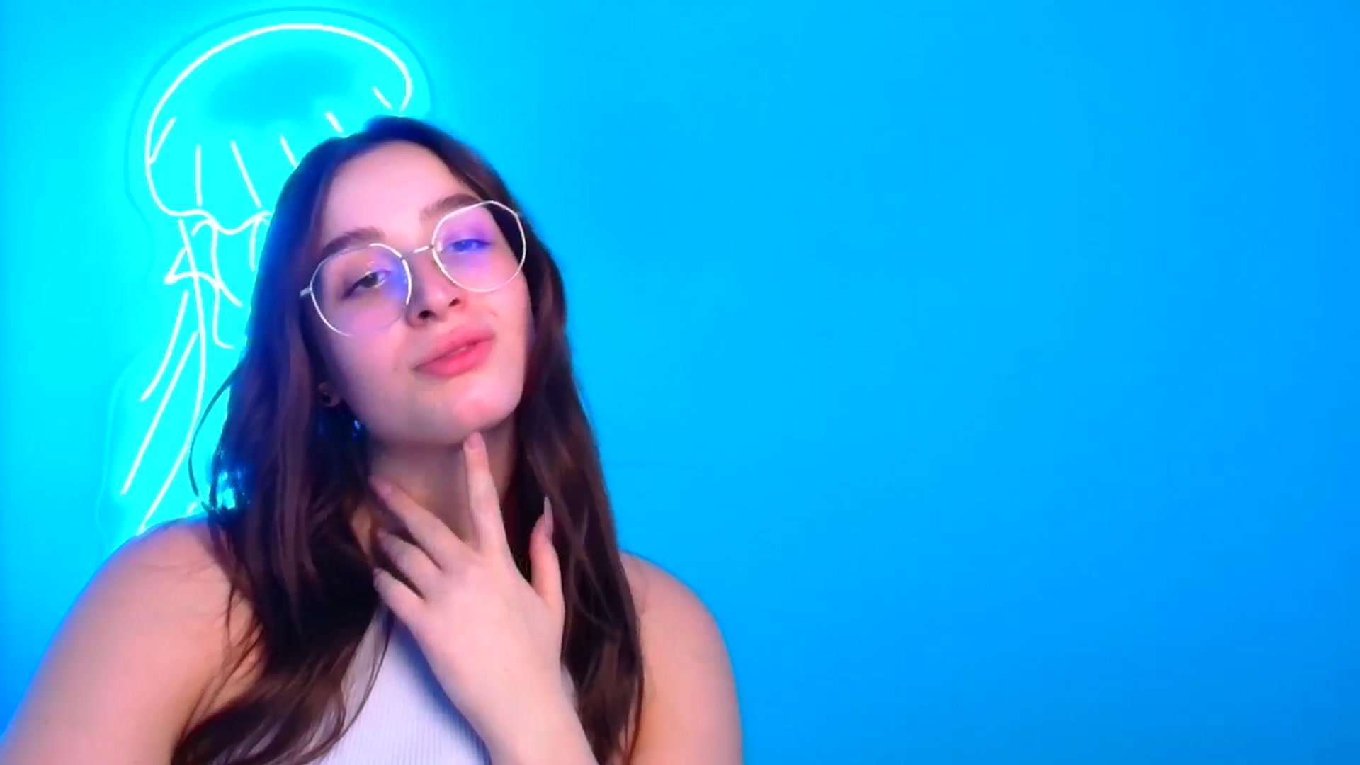 Gallery image thumbnail from Lilli_Fun's myfreecams stream on, 12/24/2024, 16:21 image 17 of 20
