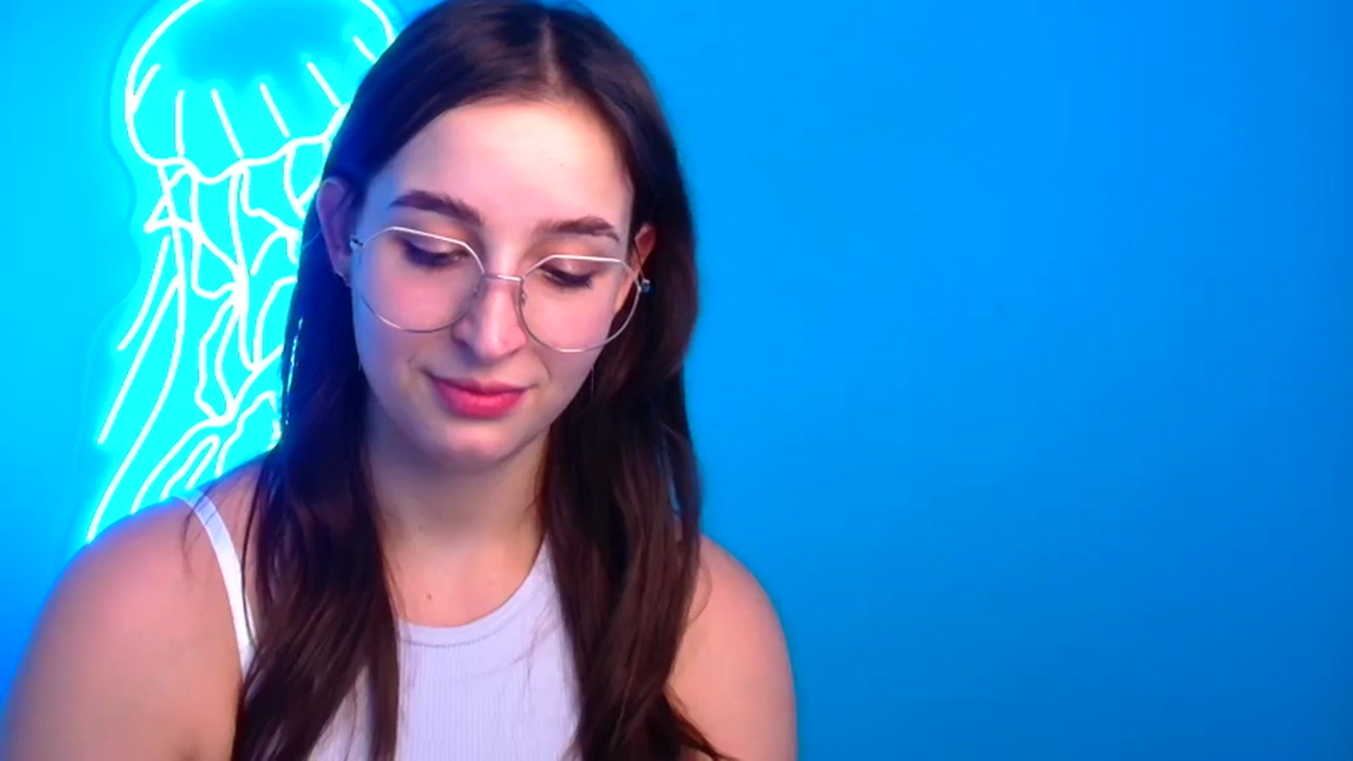 Gallery image thumbnail from Lilli_Fun's myfreecams stream on, 12/24/2024, 19:28 image 2 of 20