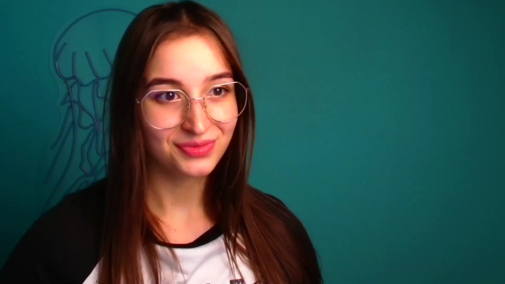 Gallery image thumbnail from Lilli_Fun's myfreecams stream on, 01/04/2025, 10:16 image 19 of 20