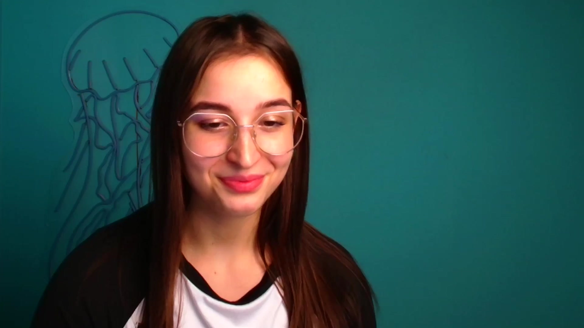 Gallery image thumbnail from Lilli_Fun's myfreecams stream on, 01/04/2025, 10:16 image 3 of 20