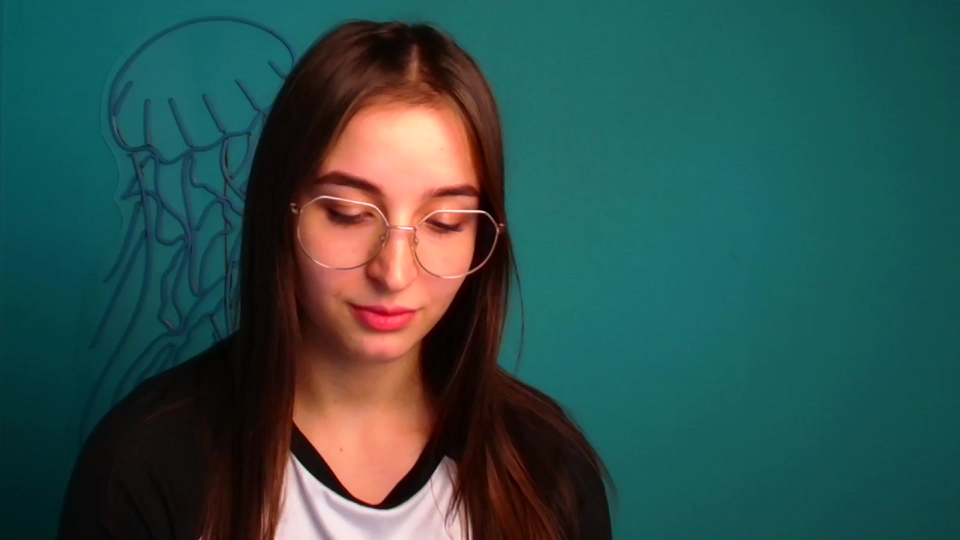 Gallery image thumbnail from Lilli_Fun's myfreecams stream on, 01/04/2025, 10:16 image 1 of 20