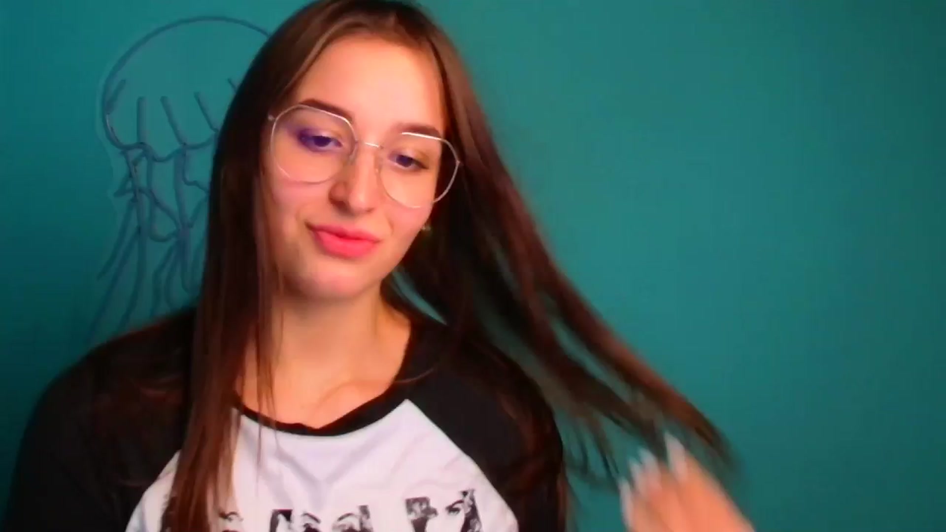 Gallery image thumbnail from Lilli_Fun's myfreecams stream on, 01/04/2025, 10:16 image 14 of 20