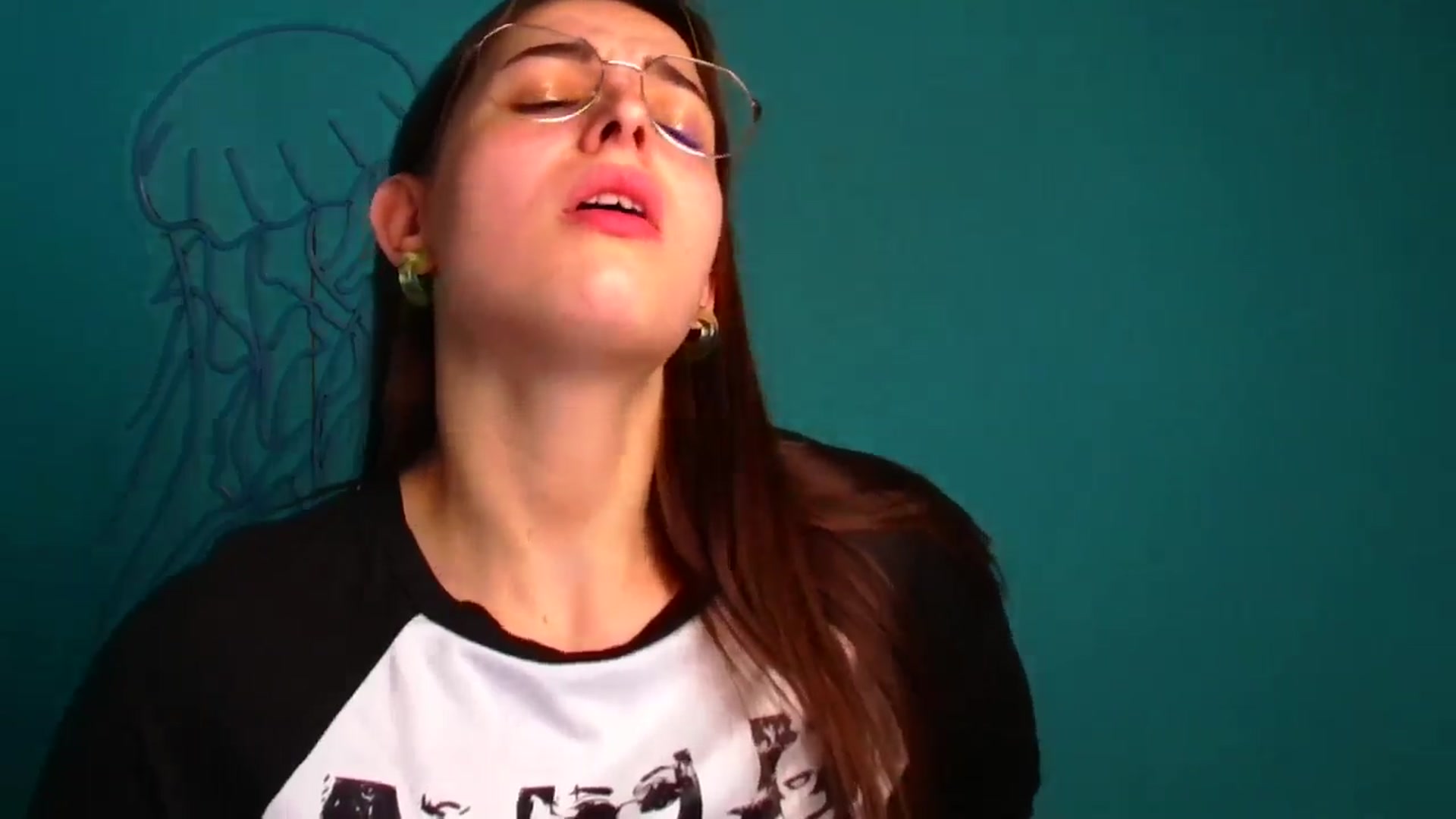Gallery image thumbnail from Lilli_Fun's myfreecams stream on, 01/04/2025, 12:02 image 18 of 20