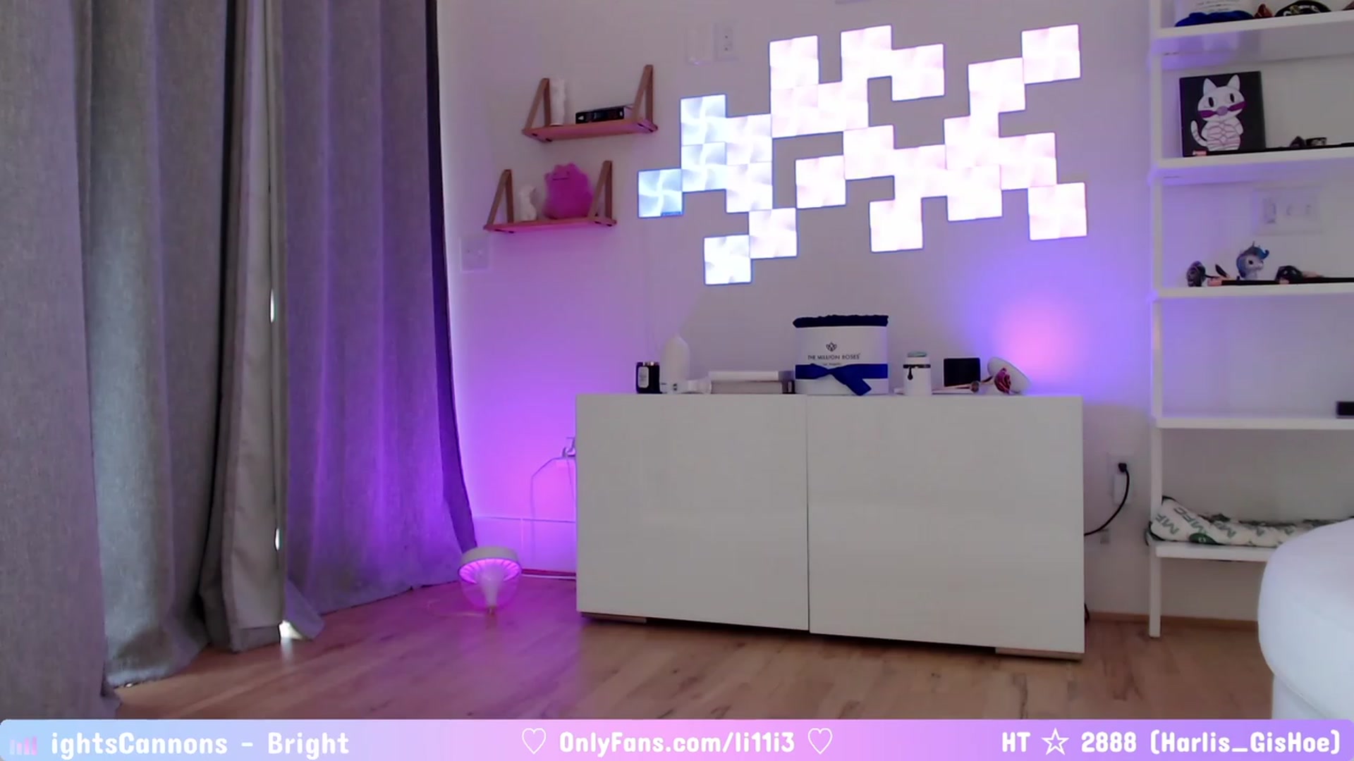 Gallery image thumbnail from LillieCat's myfreecams stream on, 07/24/2023, 17:54 image 17 of 20