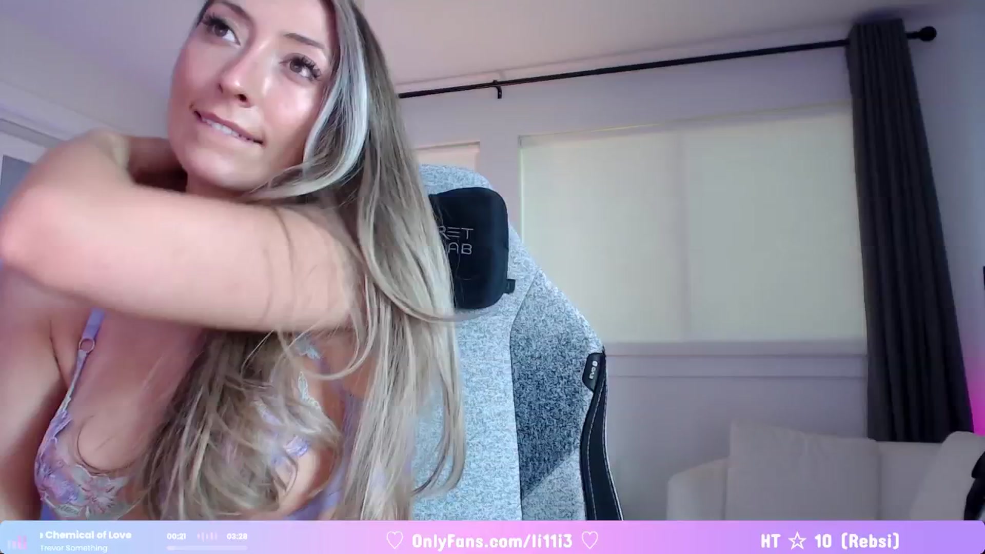 Gallery image thumbnail from LillieCat's myfreecams stream on, 09/11/2025, 21:22 image 1 of 20