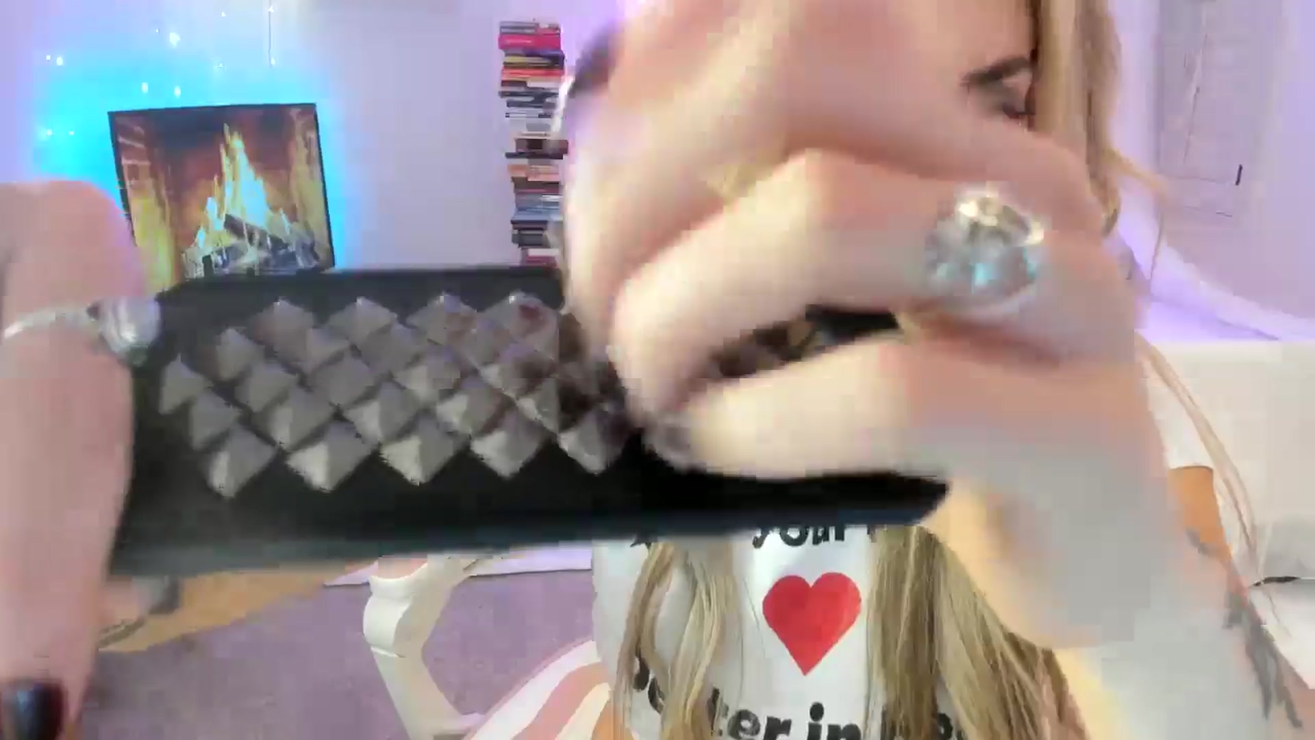 Gallery image thumbnail from LillieQ's myfreecams stream on, 04/30/2025, 07:16 image 7 of 20