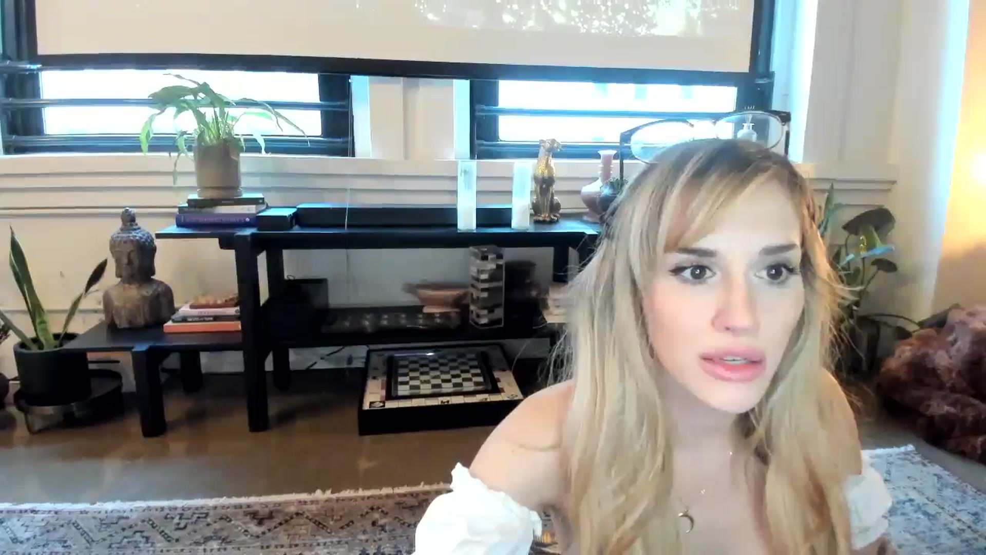 Gallery image thumbnail from LillieQ's myfreecams stream on, 06/27/2025, 02:51 image 8 of 20