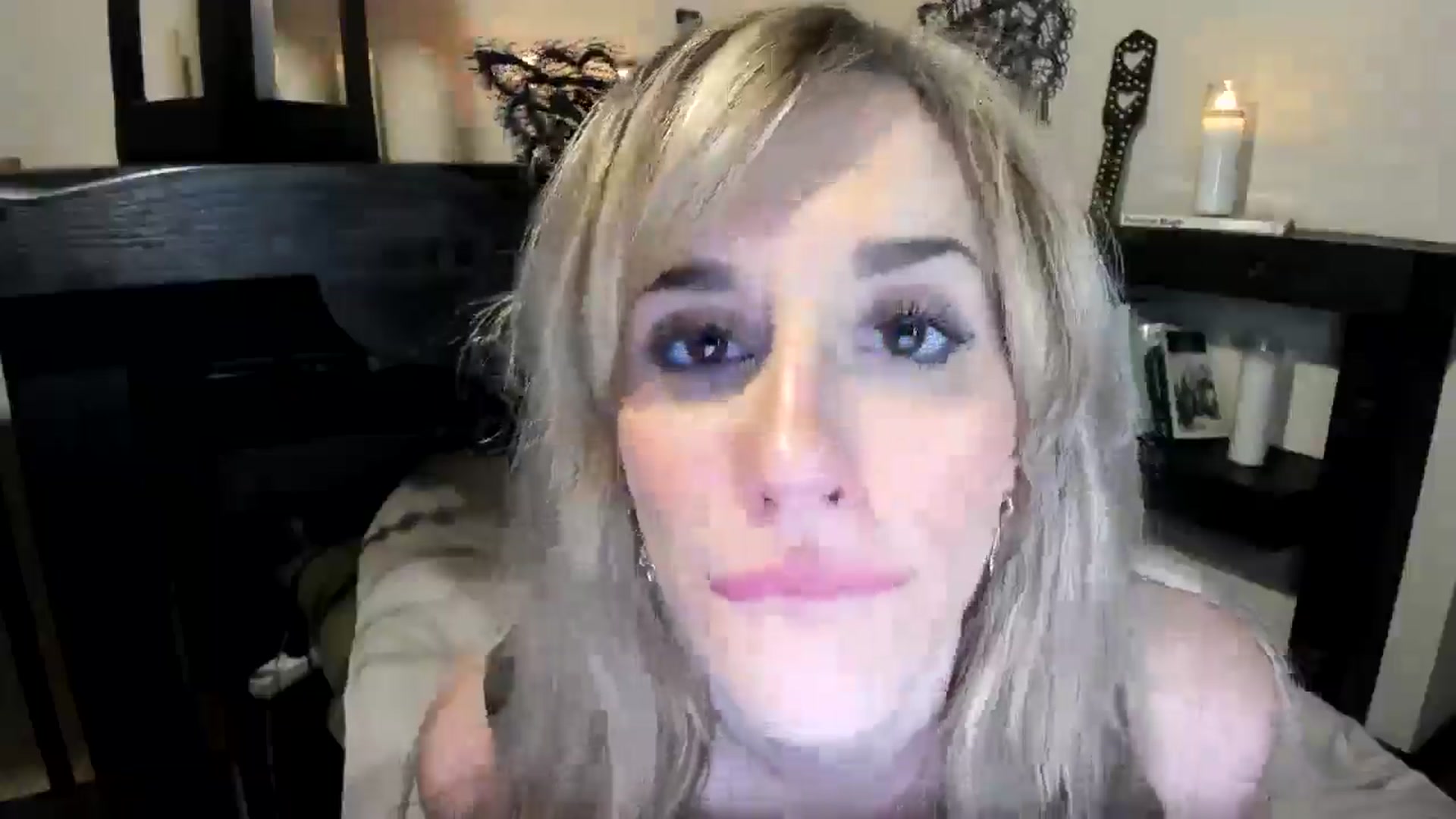 Gallery image thumbnail from LillieQ's myfreecams stream on, 06/28/2025, 08:26 image 19 of 20