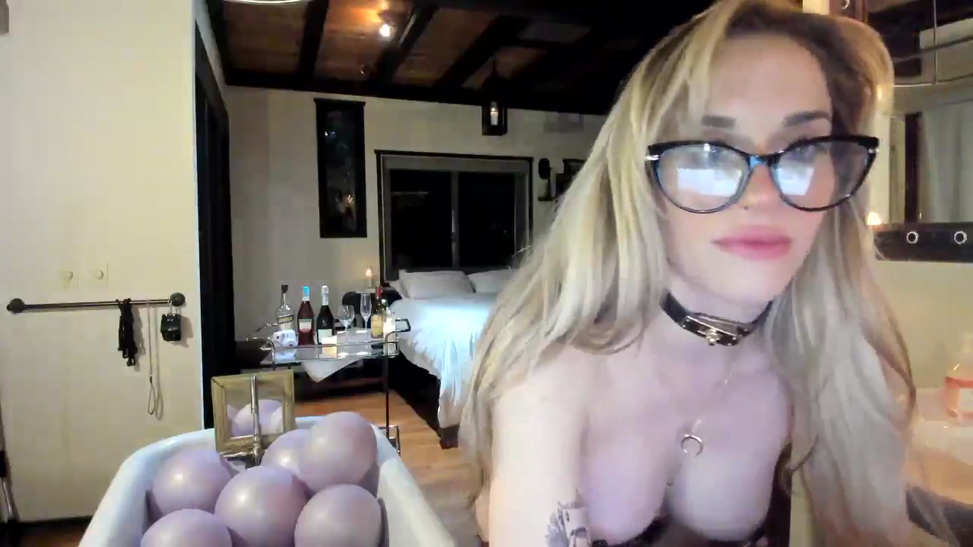 Gallery image thumbnail from LillieQ's myfreecams stream on, 06/29/2025, 12:00 image 3 of 20