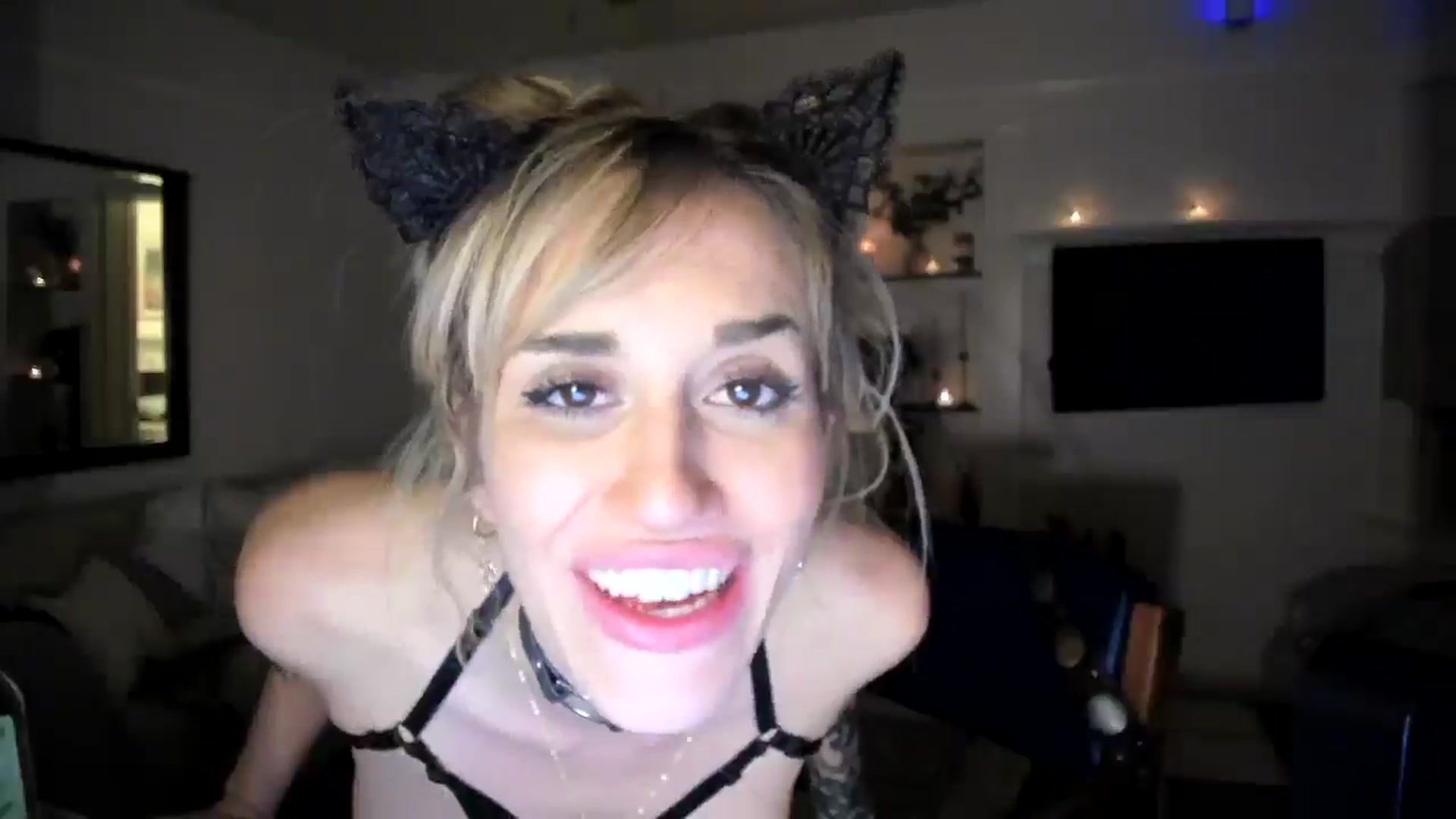 Gallery image thumbnail from LillieQ's myfreecams stream on, 07/05/2025, 10:55 image 5 of 20