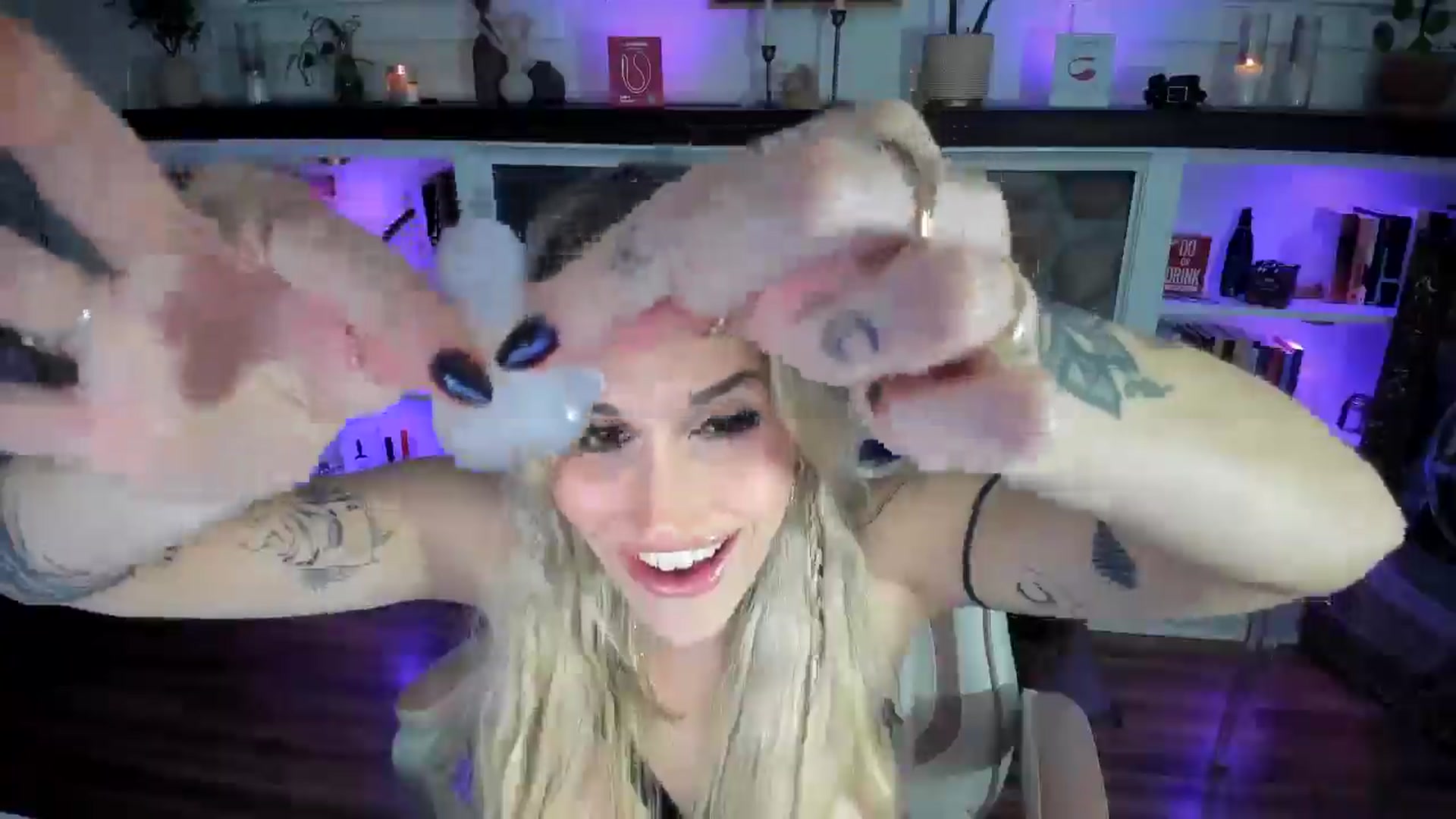 Gallery image thumbnail from LillieQ's myfreecams stream on, 07/22/2025, 12:22 image 5 of 20