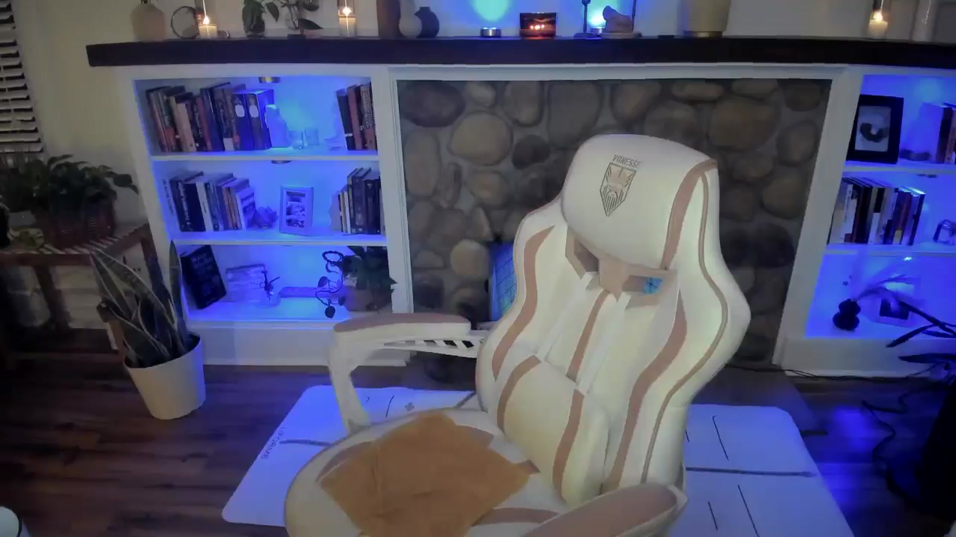 Gallery image thumbnail from LillieQ's myfreecams stream on, 07/24/2025, 12:26 image 17 of 20