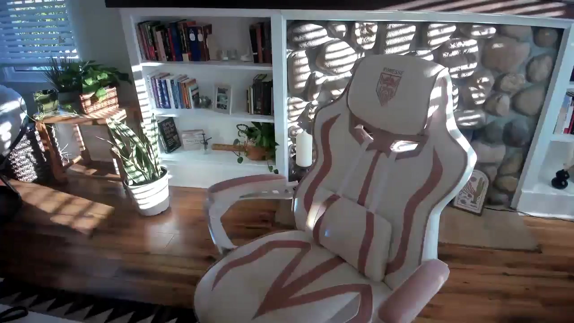 Gallery image thumbnail from LillieQ's myfreecams stream on, 07/25/2025, 02:55 image 8 of 20